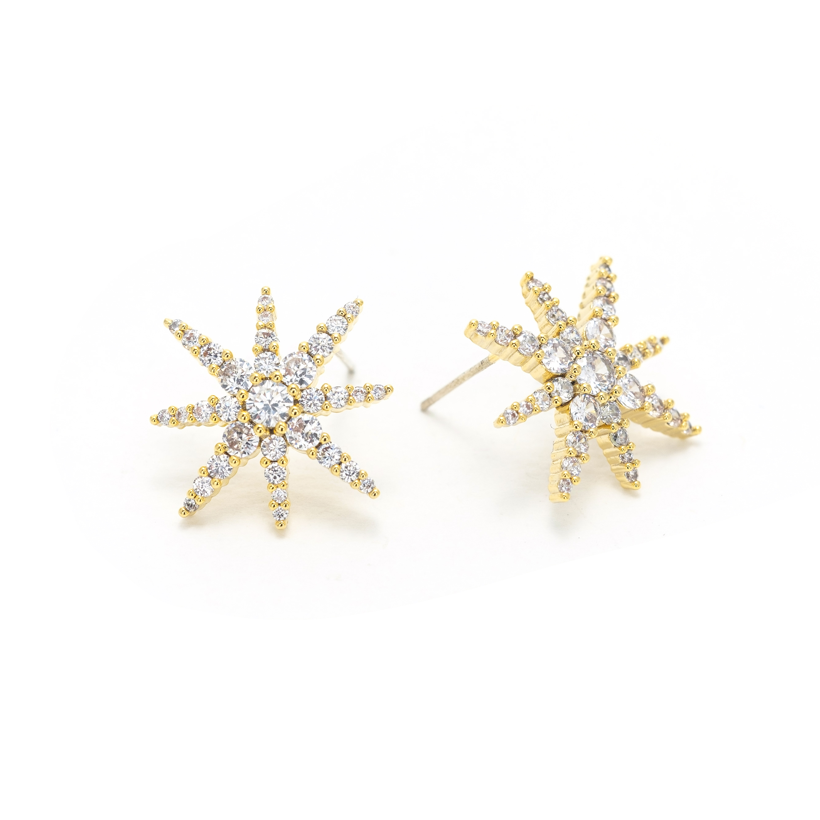 Picture of Etoile Star Stud Earrings - Gold