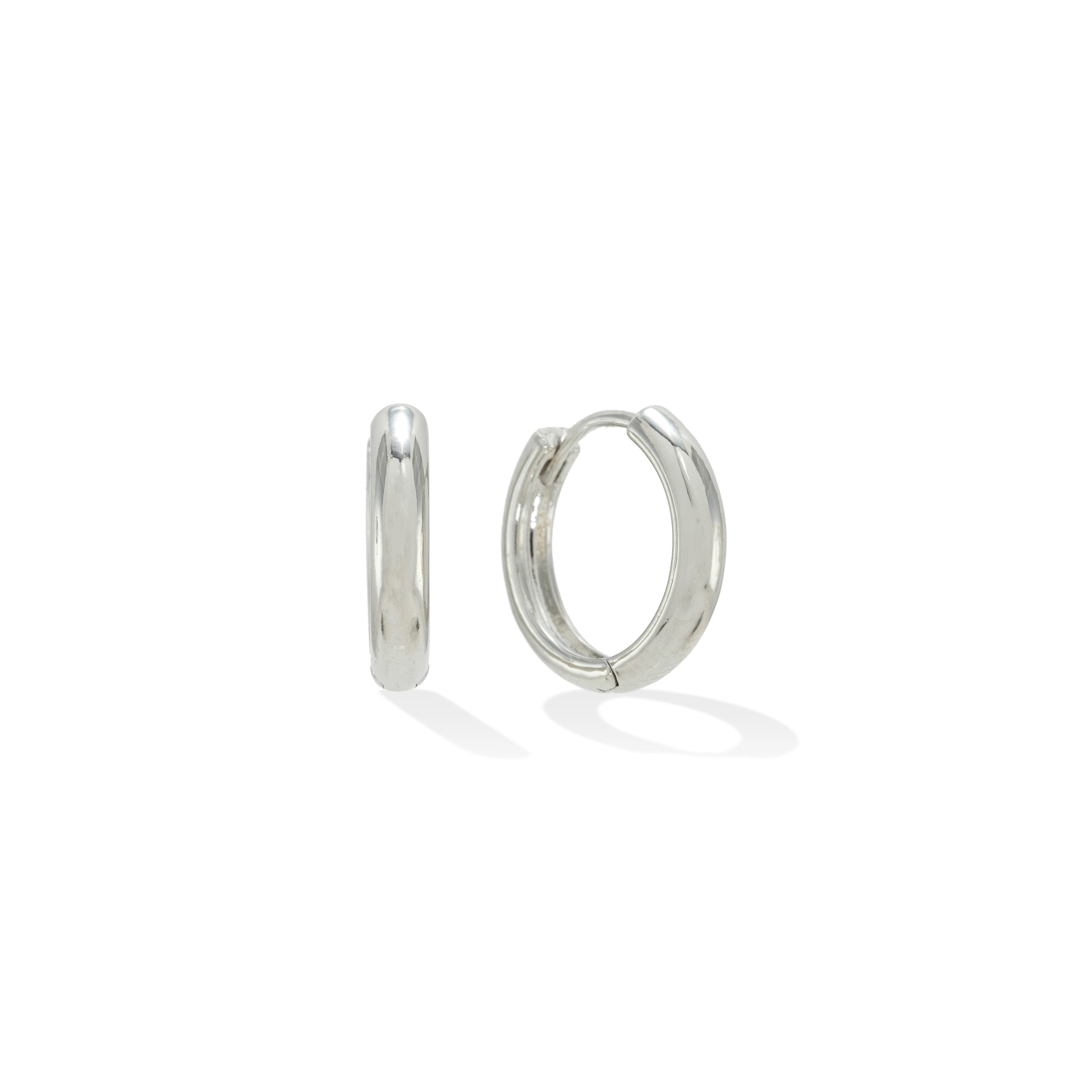 Picture of Bea 15mm Hoop Earrings - Silver