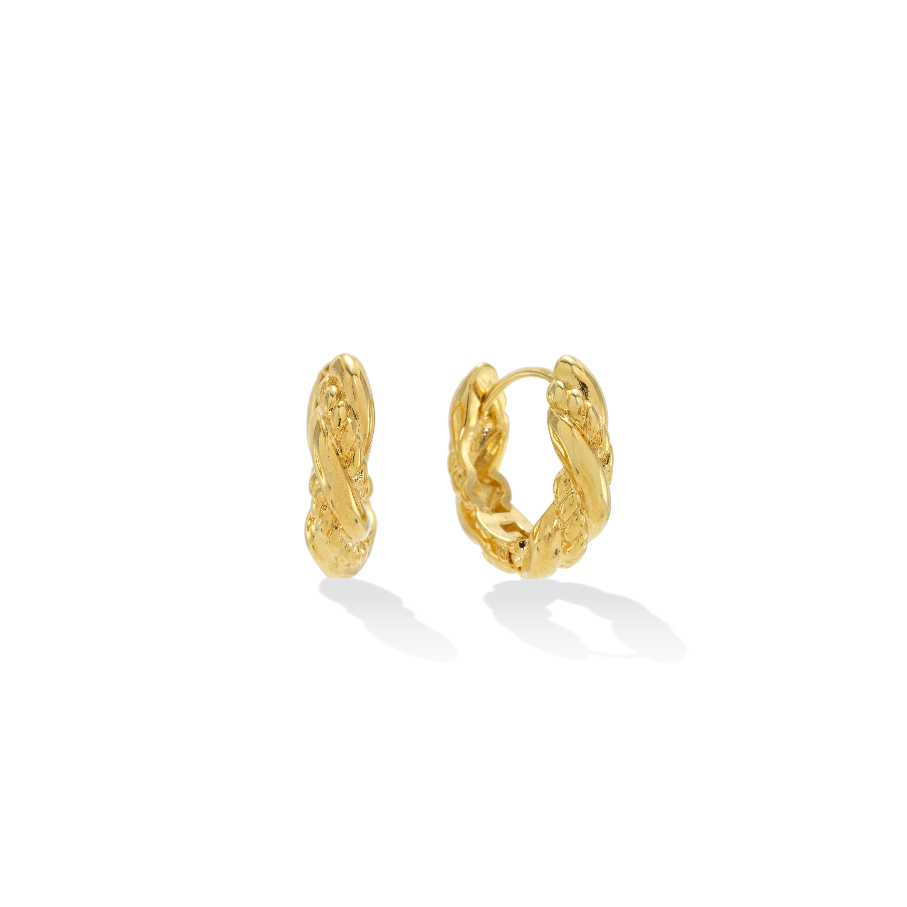 Picture of Jessie 15mm Huggie Hoop Earrings - Gold