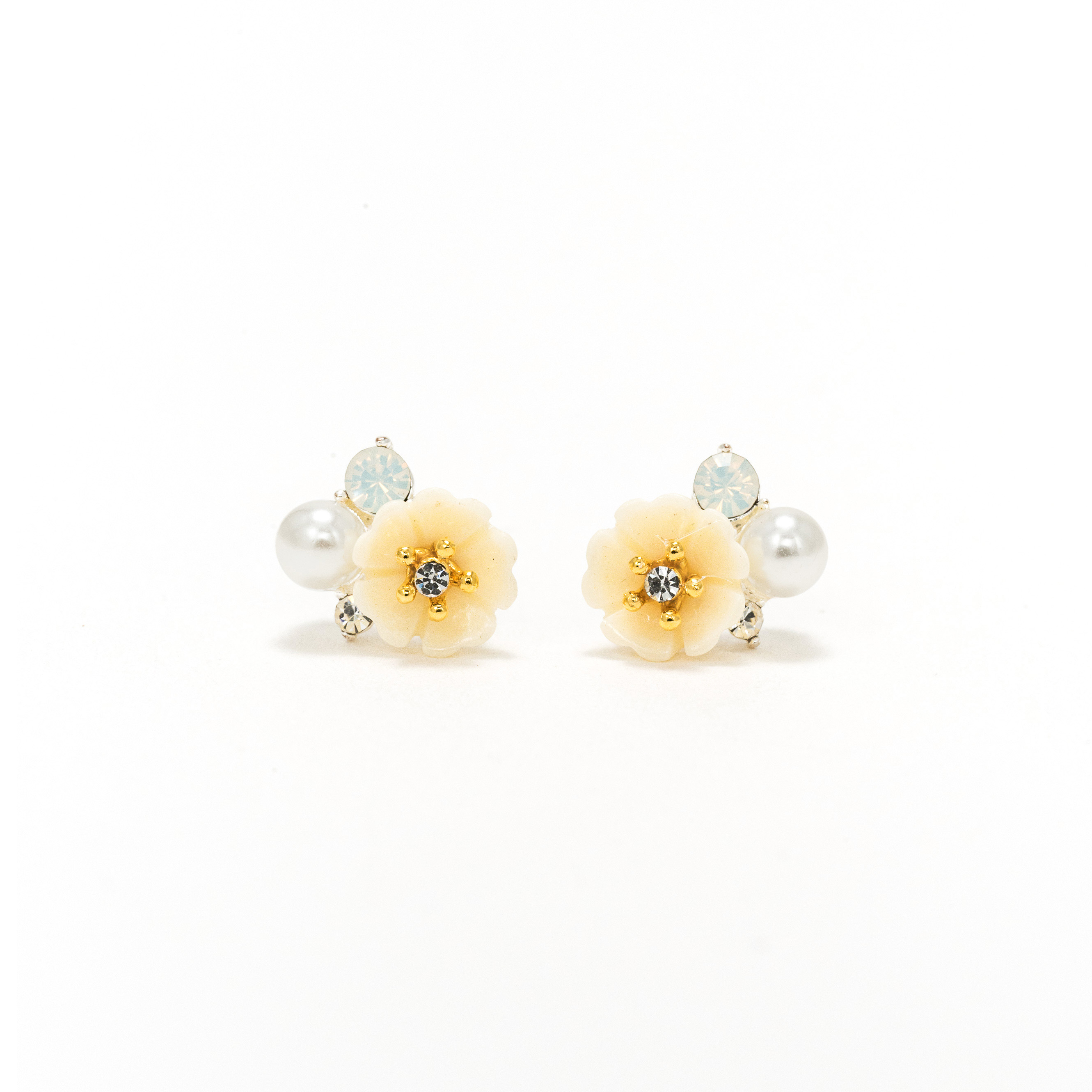 Picture of Sweetpea Stud Earrings - Ivory