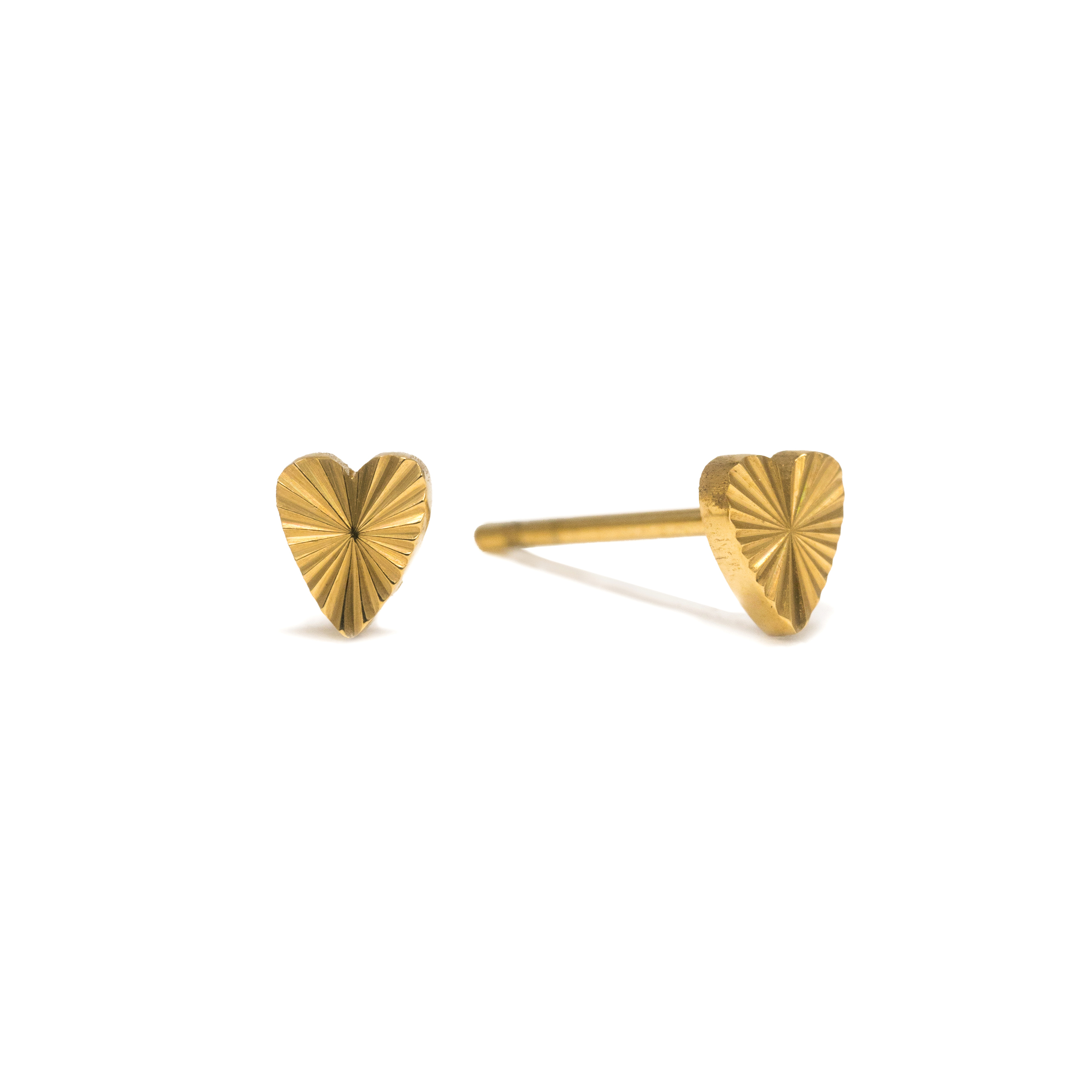 Picture of Fluted Heart Studs - Gold