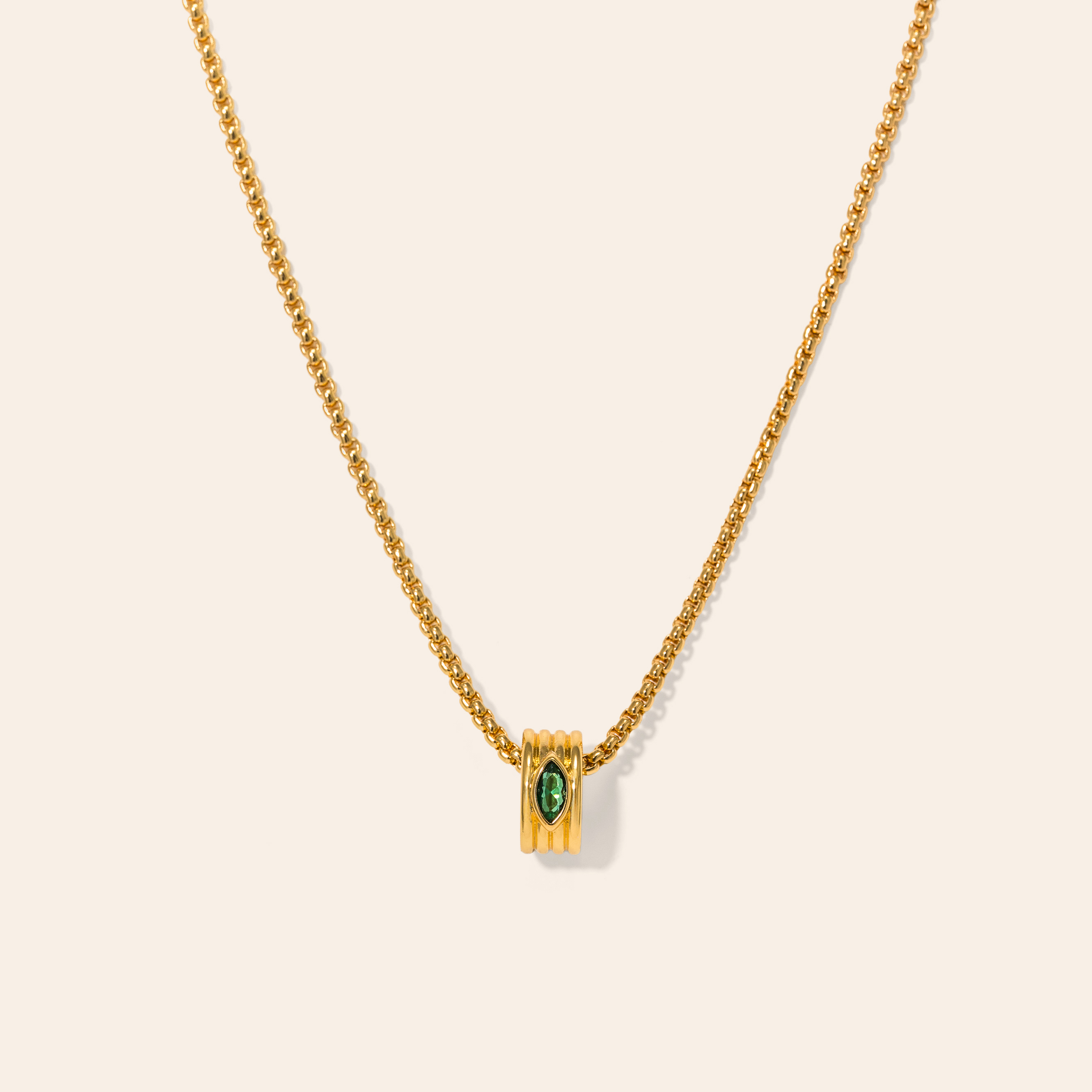 Picture of Marquise Groove Necklace - Emerald