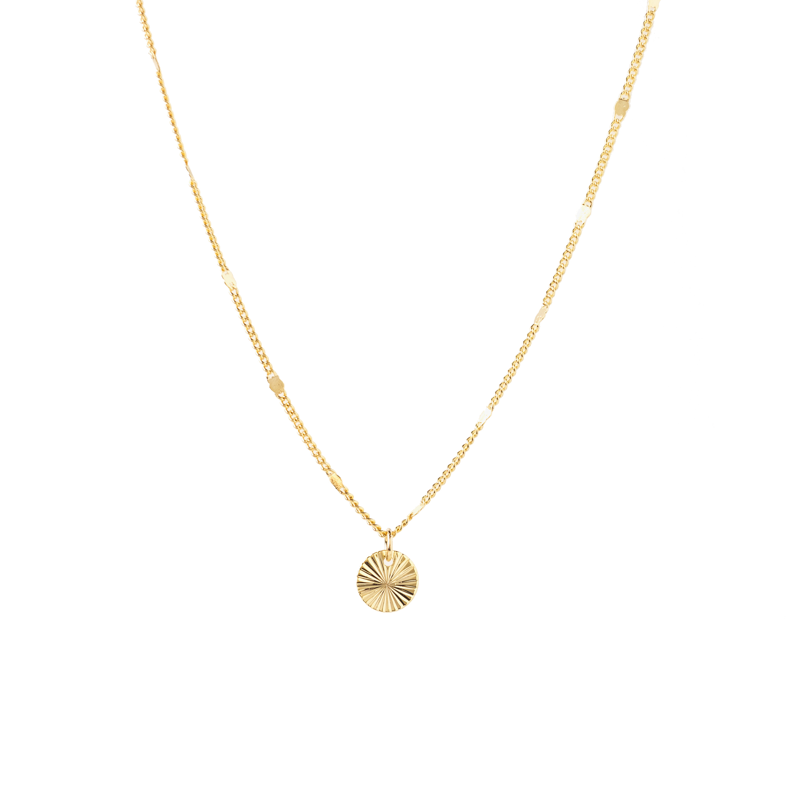 Picture of Everly Circle Necklace - Gold