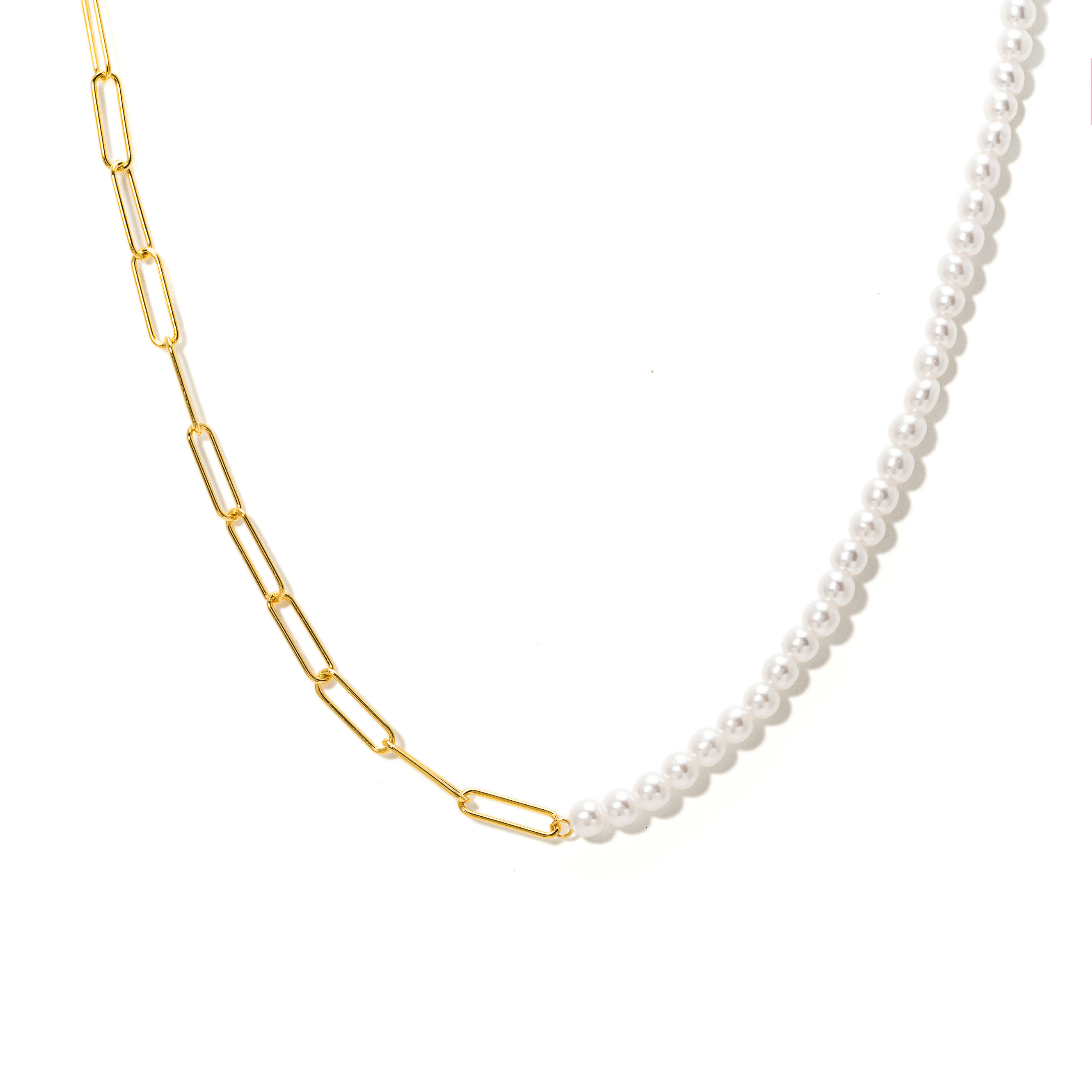 Picture of Neptune Pearl Paperclip Necklace - Gold