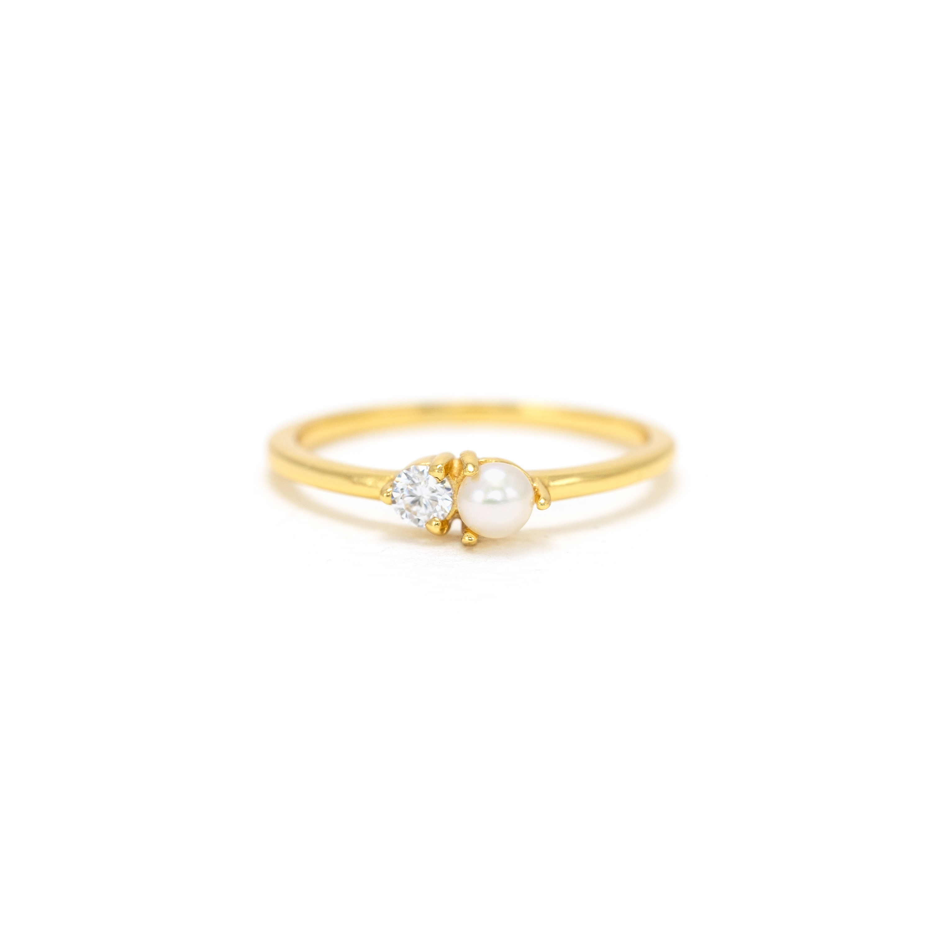 Picture of Luma Gemstone Ring - Pearl/Crystal - Size 7