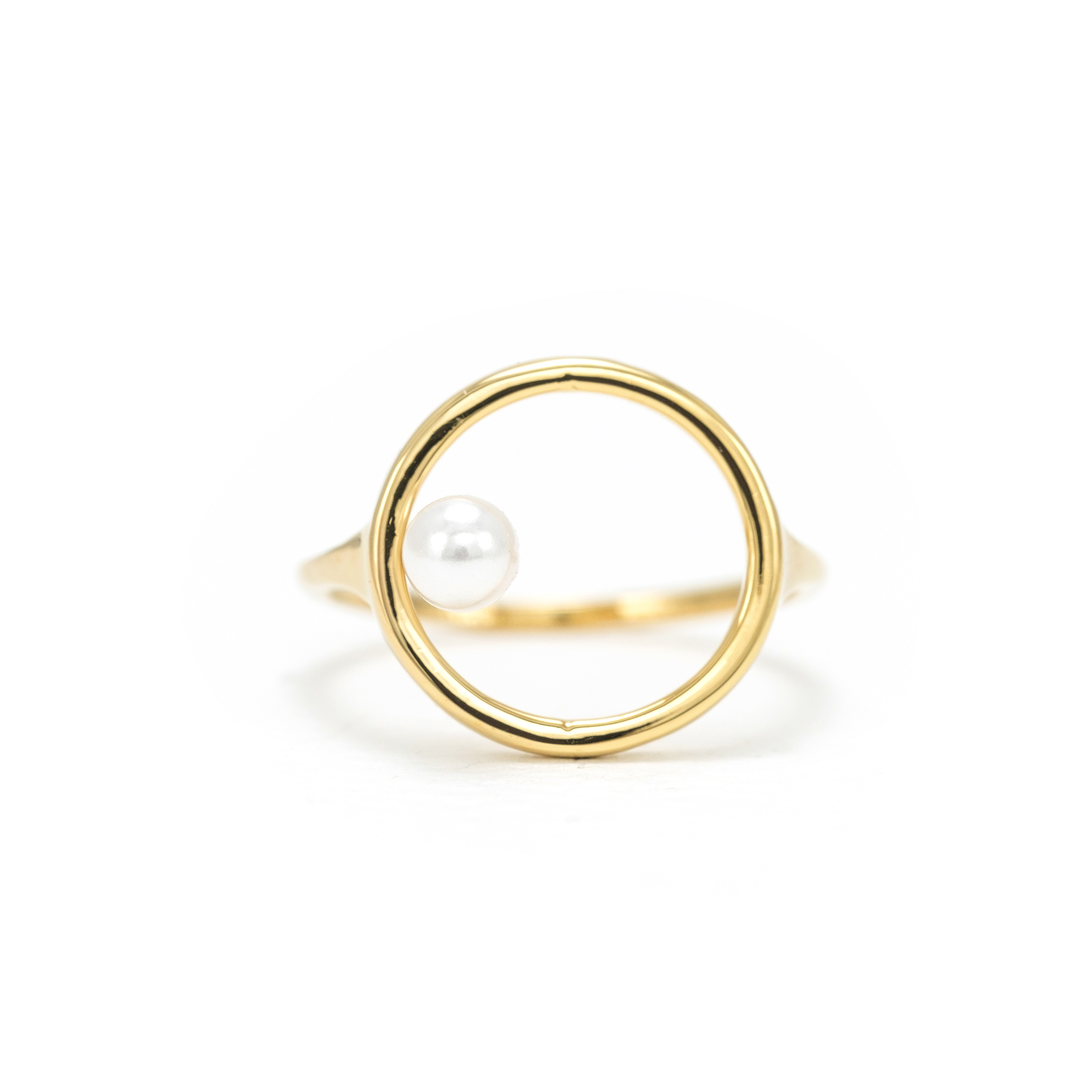 Picture of Amari Pearl Ring Gold - Size 7
