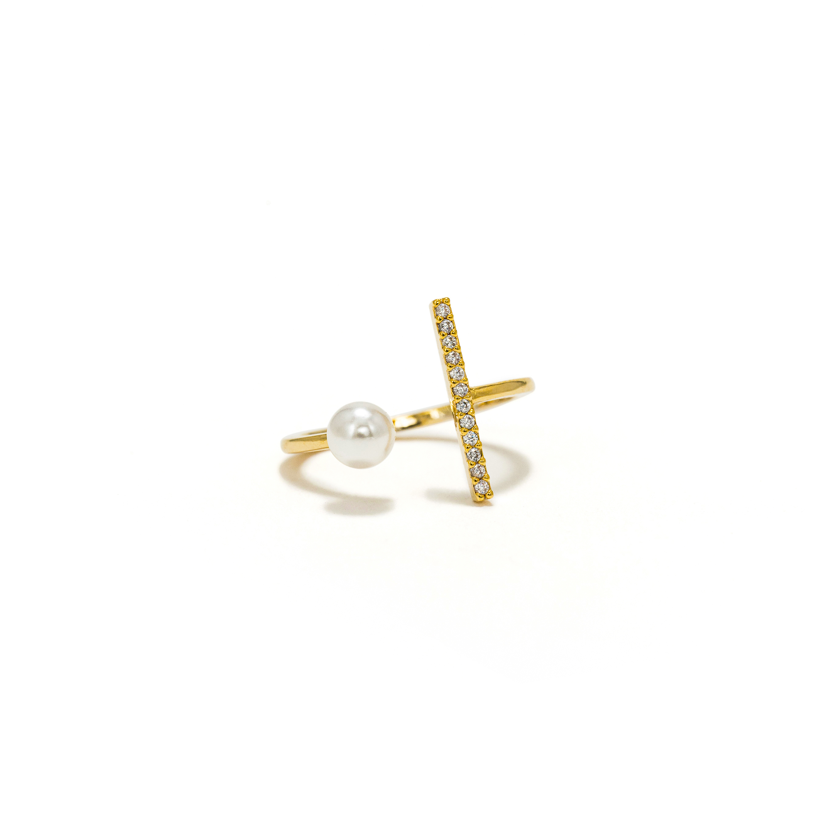 Picture of Neptune Pearl Bar Ring - Gold