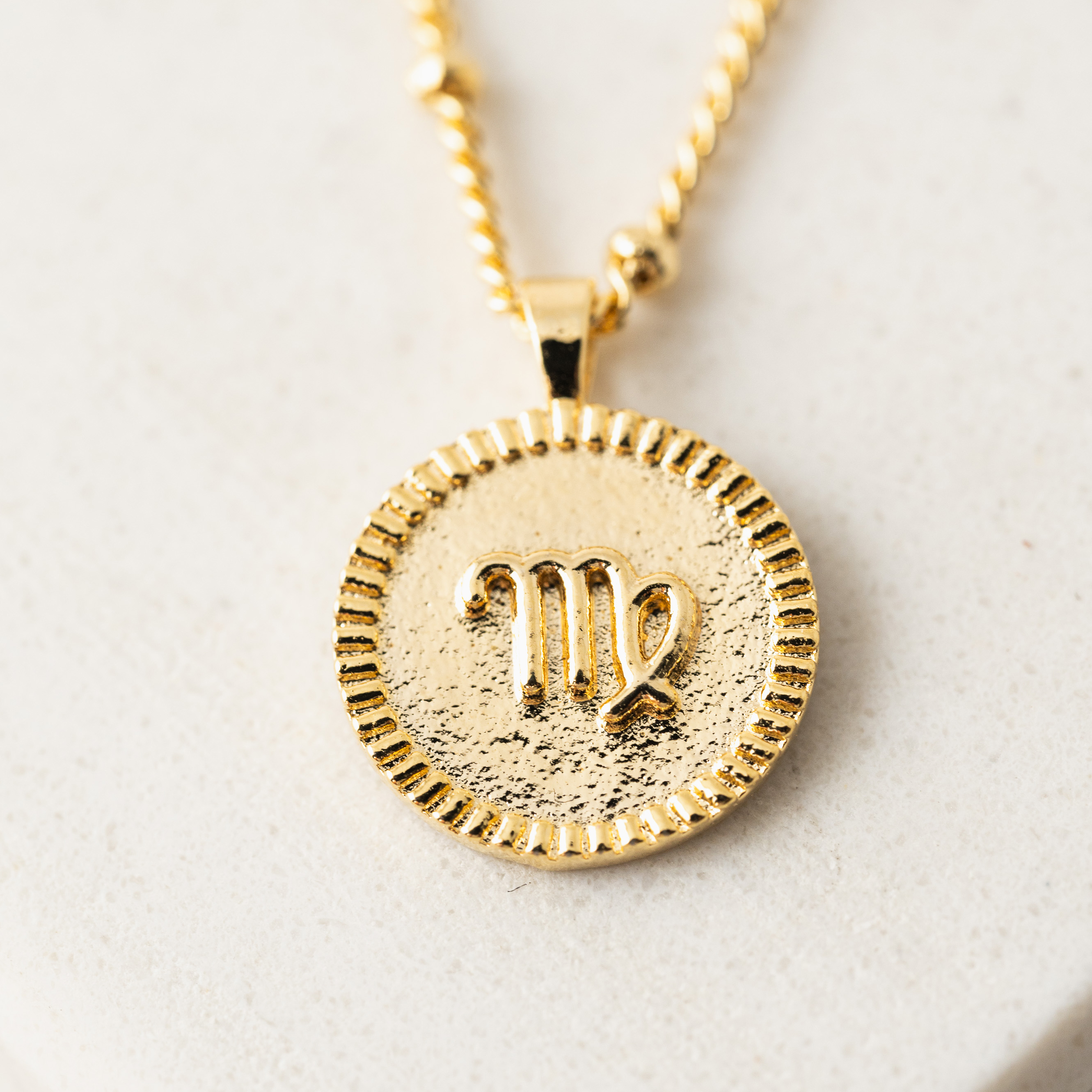 Picture of Virgo Horoscope Necklace - Gold