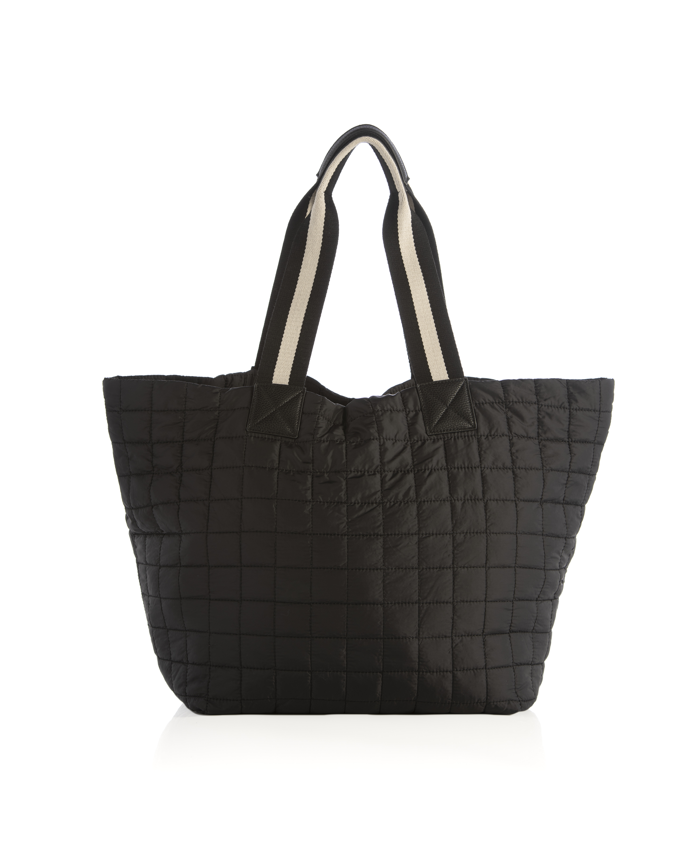 Picture of EZRA TRAVEL TOTE,BLACK
