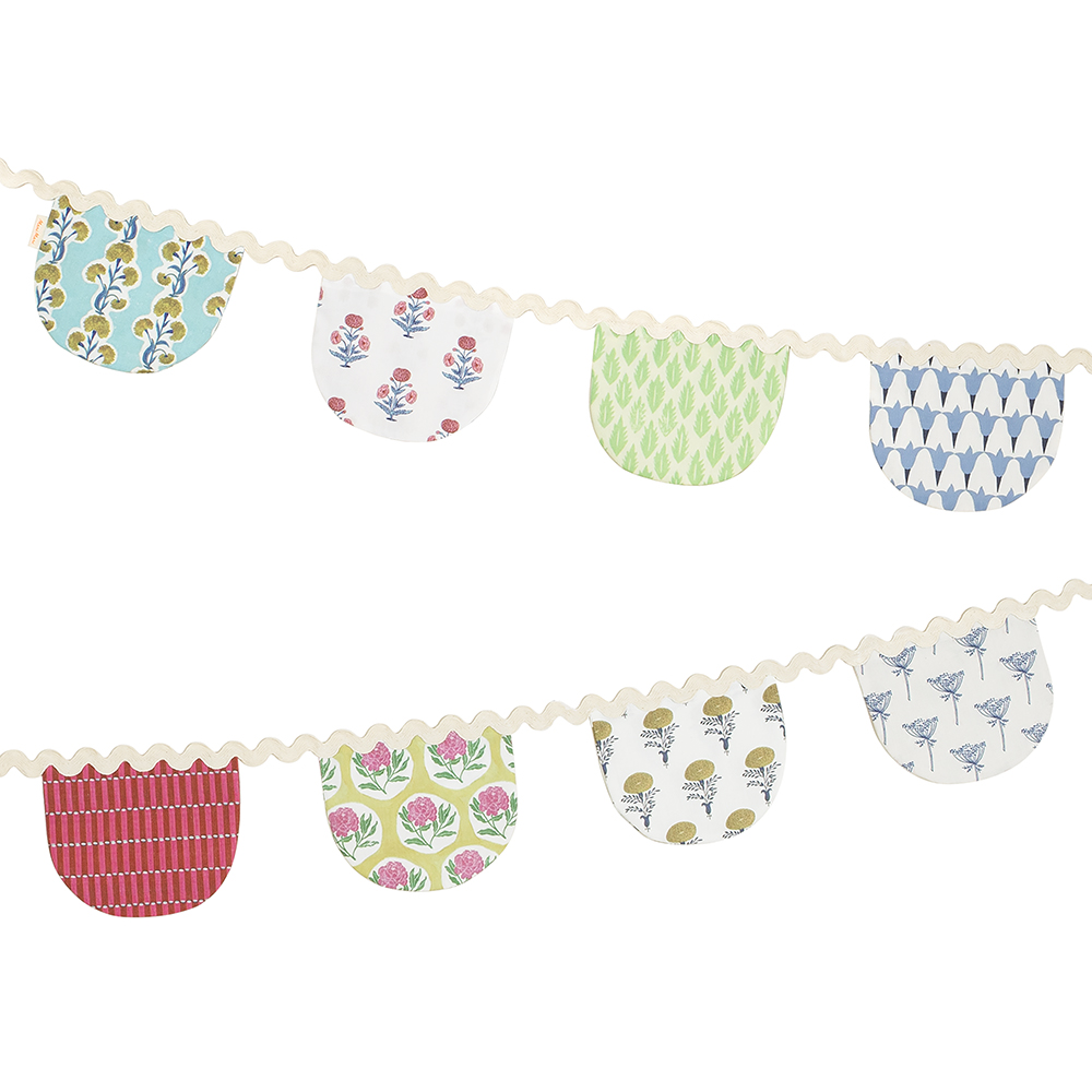 Picture of Meri Meri x Molly Mahon Fabric Garland