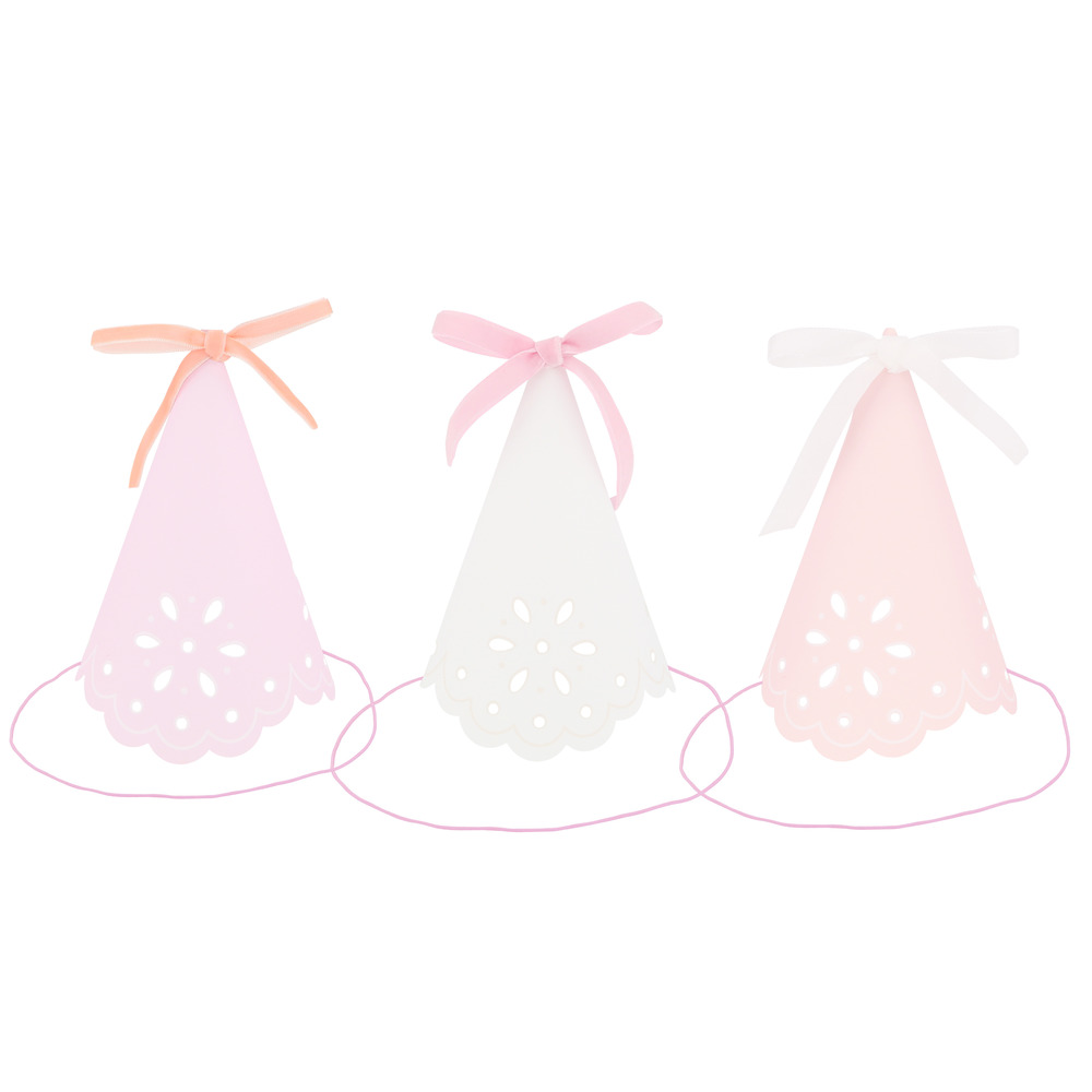 Picture of Broderie Anglaise Lace Party Hats (x 8)