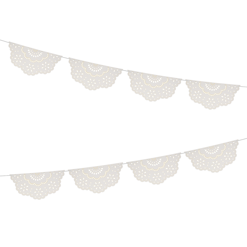 Picture of Broderie Anglaise Lace White Pennant Garland