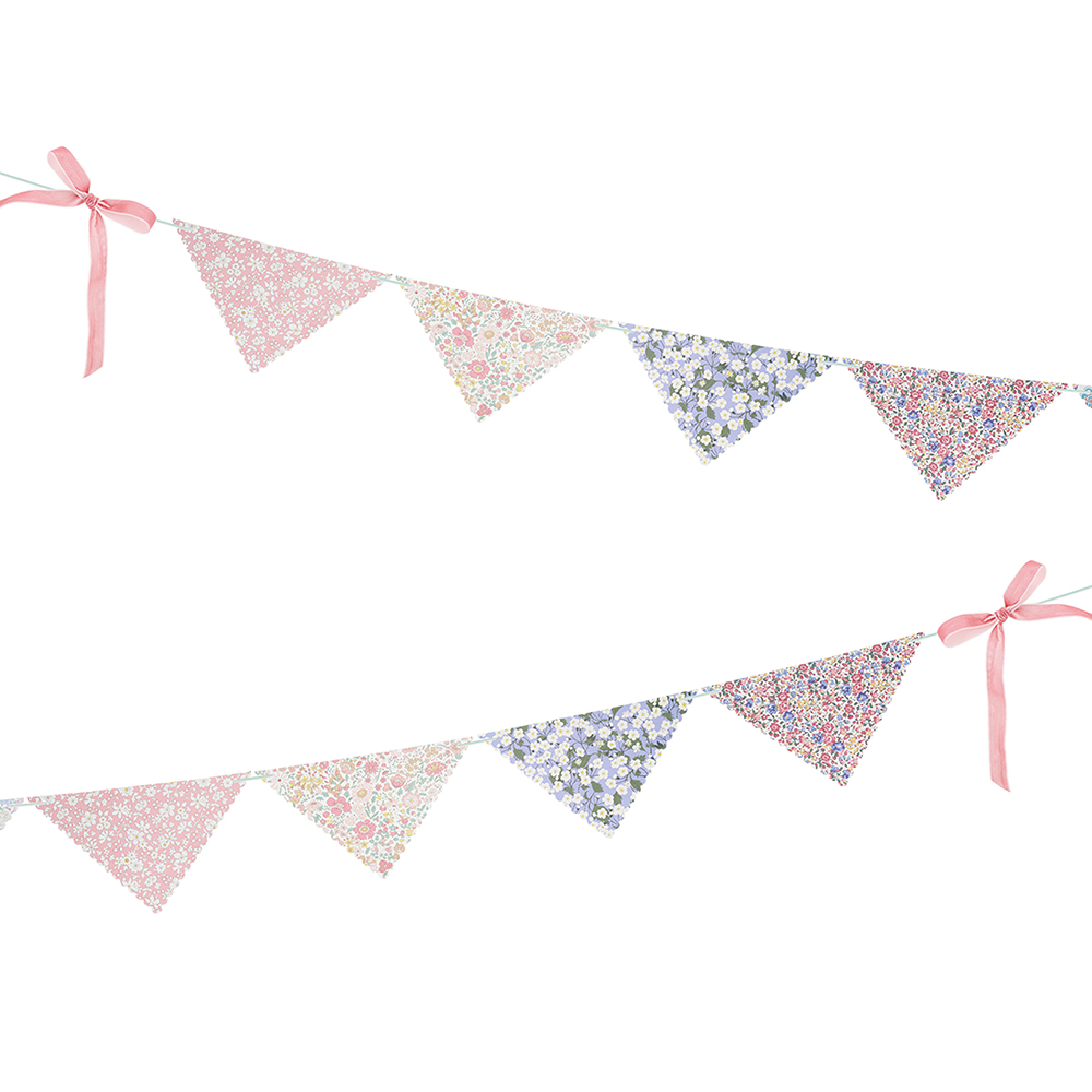 Picture of Meri Meri x Liberty Scallop Edge Garland