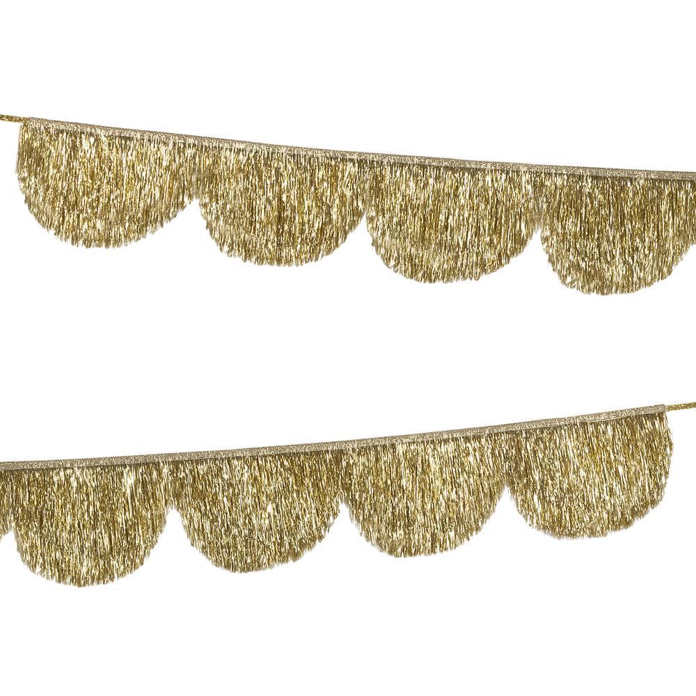 Picture of Gold Tinsel Scallop Garland