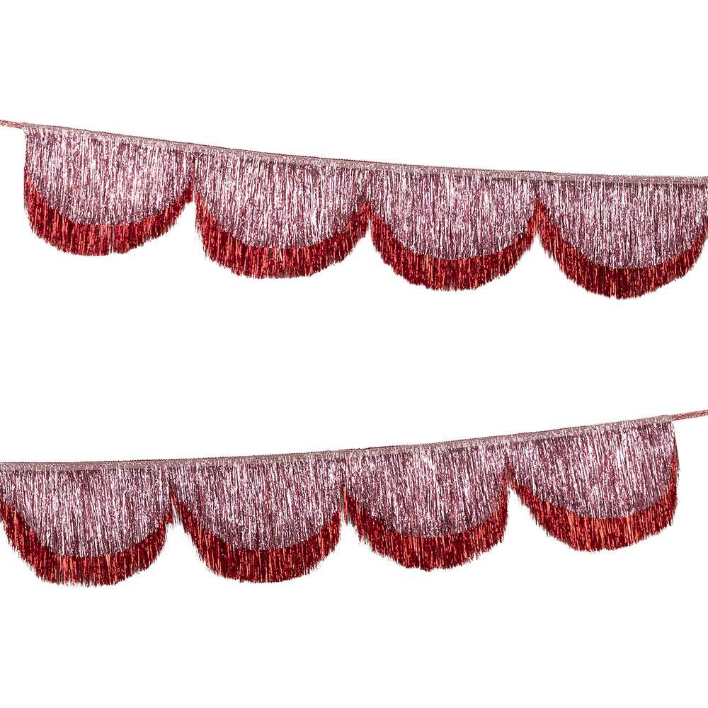 Picture of Pink Tinsel Scallop Garland