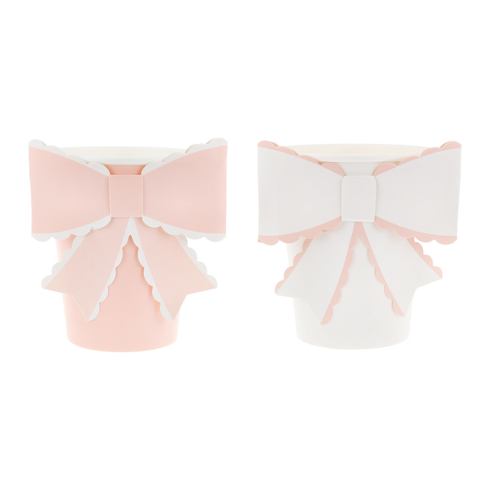 Picture of Scalloped Bow Cups (x 8)