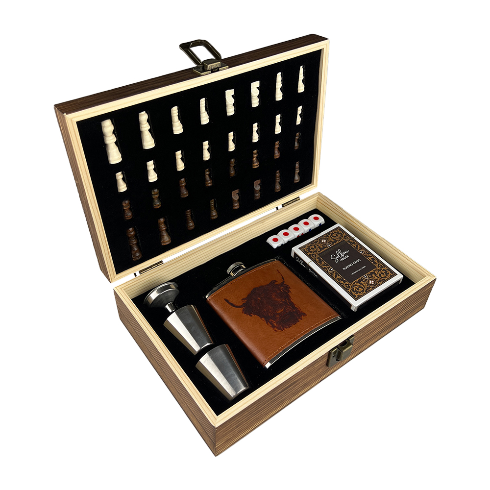 Picture of Games Set - Highland Cow