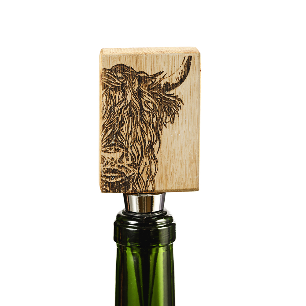 Picture of Highland Cow Oak Bottle Stopper