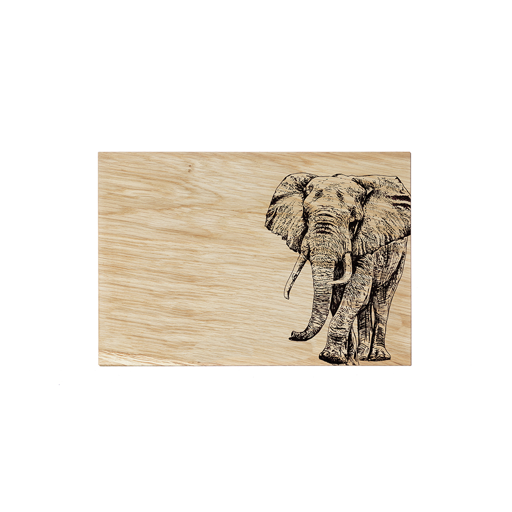Picture of Oak serving Board - 30cm - Elephant