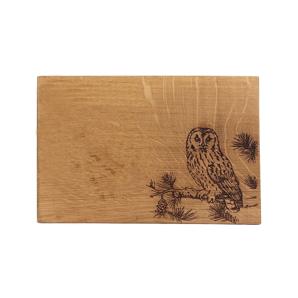 Picture of Oak Serving Board  - 30cm - Tawny Owl