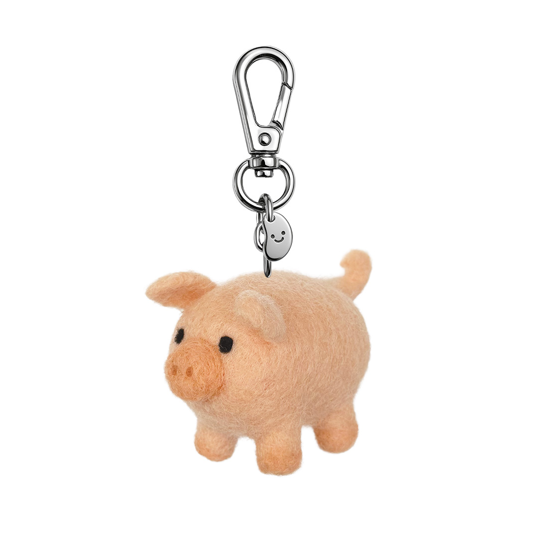 Picture of Penelope The Pig Felt Keychain (14605)