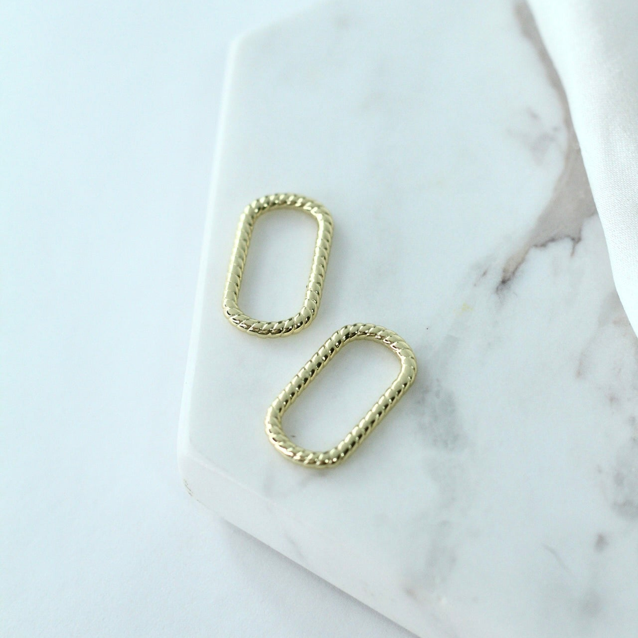 Picture of Braided Link Charms - 14K