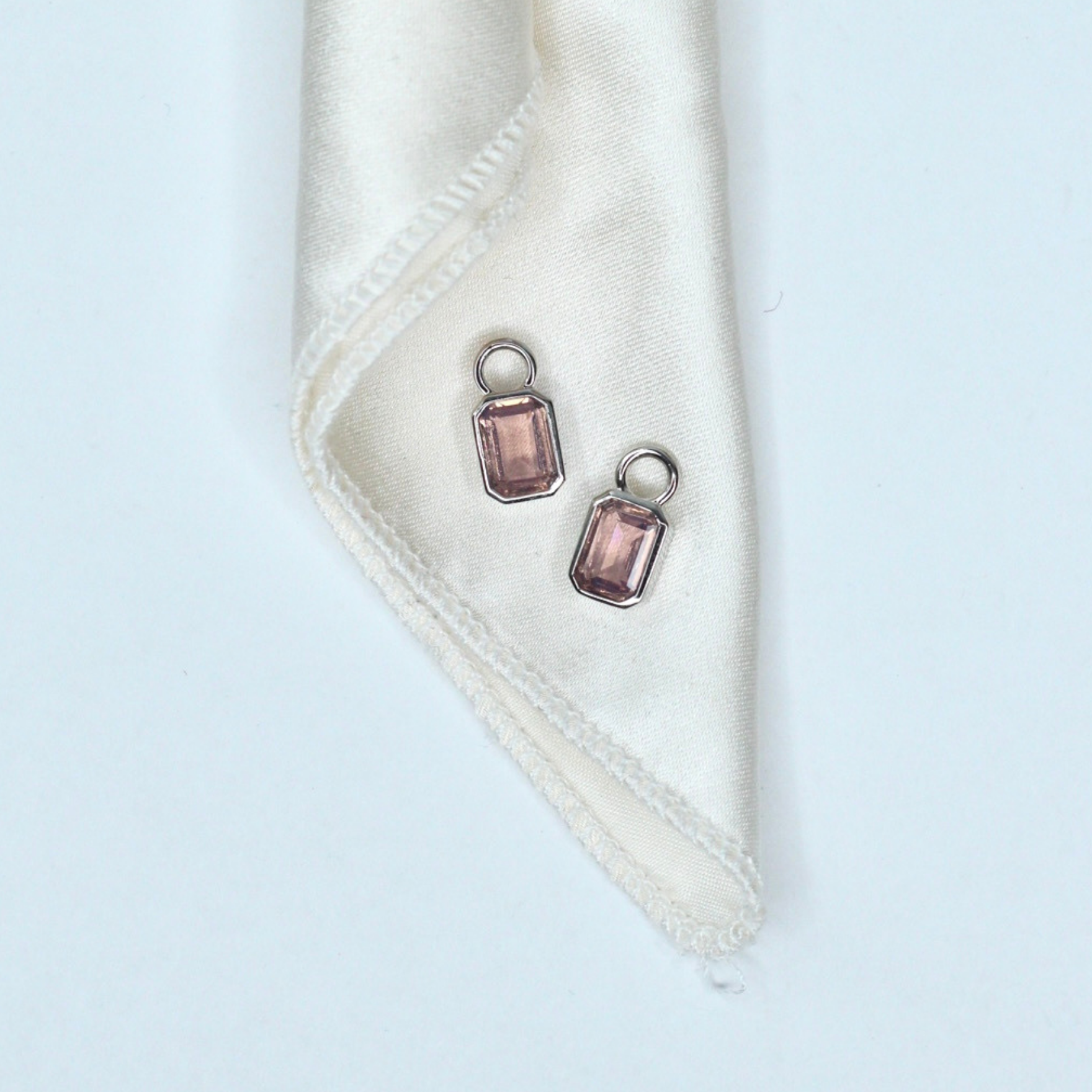 Picture of Mini Cushion Charm - SS - Blush Lilac