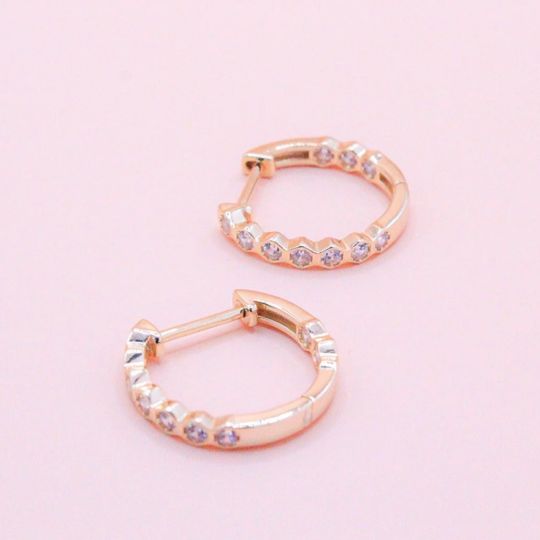 Picture of Honeycomb Hoops - 14K