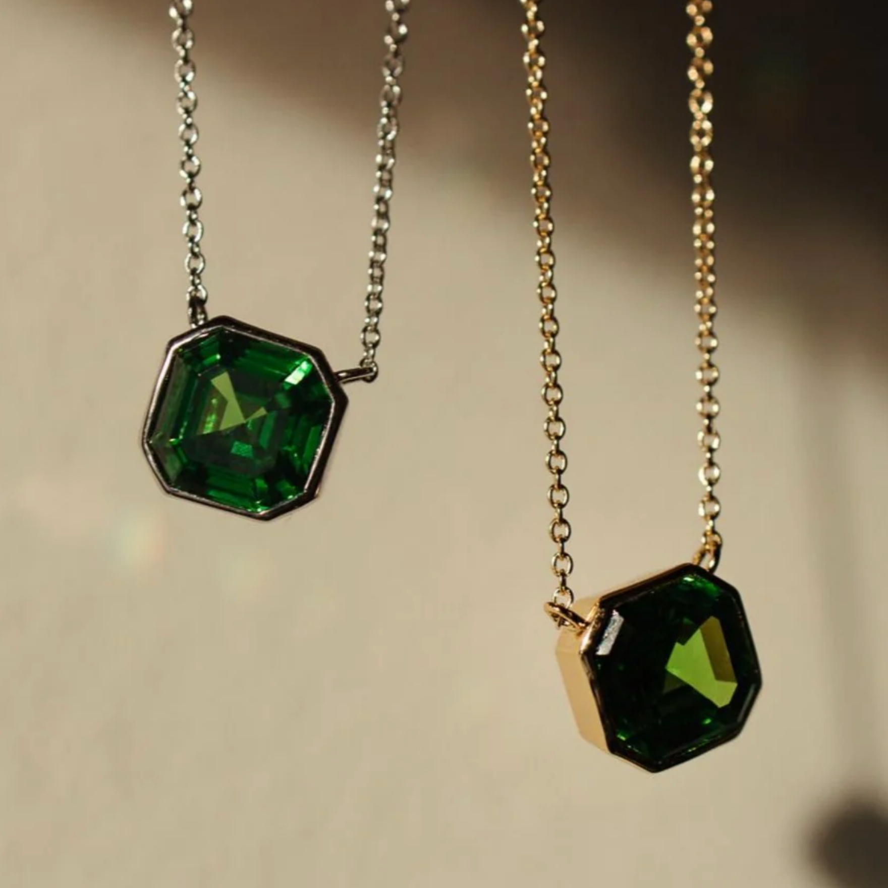 Picture of Luxe Asscher Necklace - SS - Green CZ