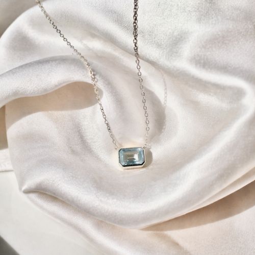 Picture of East West Mini Cushion Necklace - SS - Aquamarine