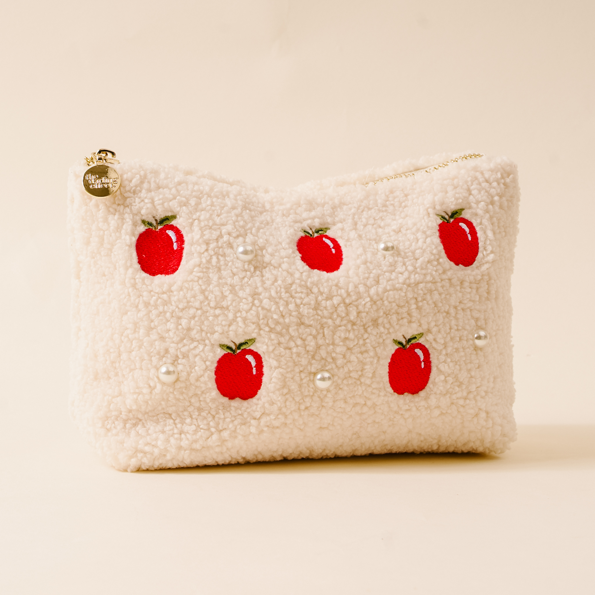 Picture of Teddy Pouch-Apples & Pearls