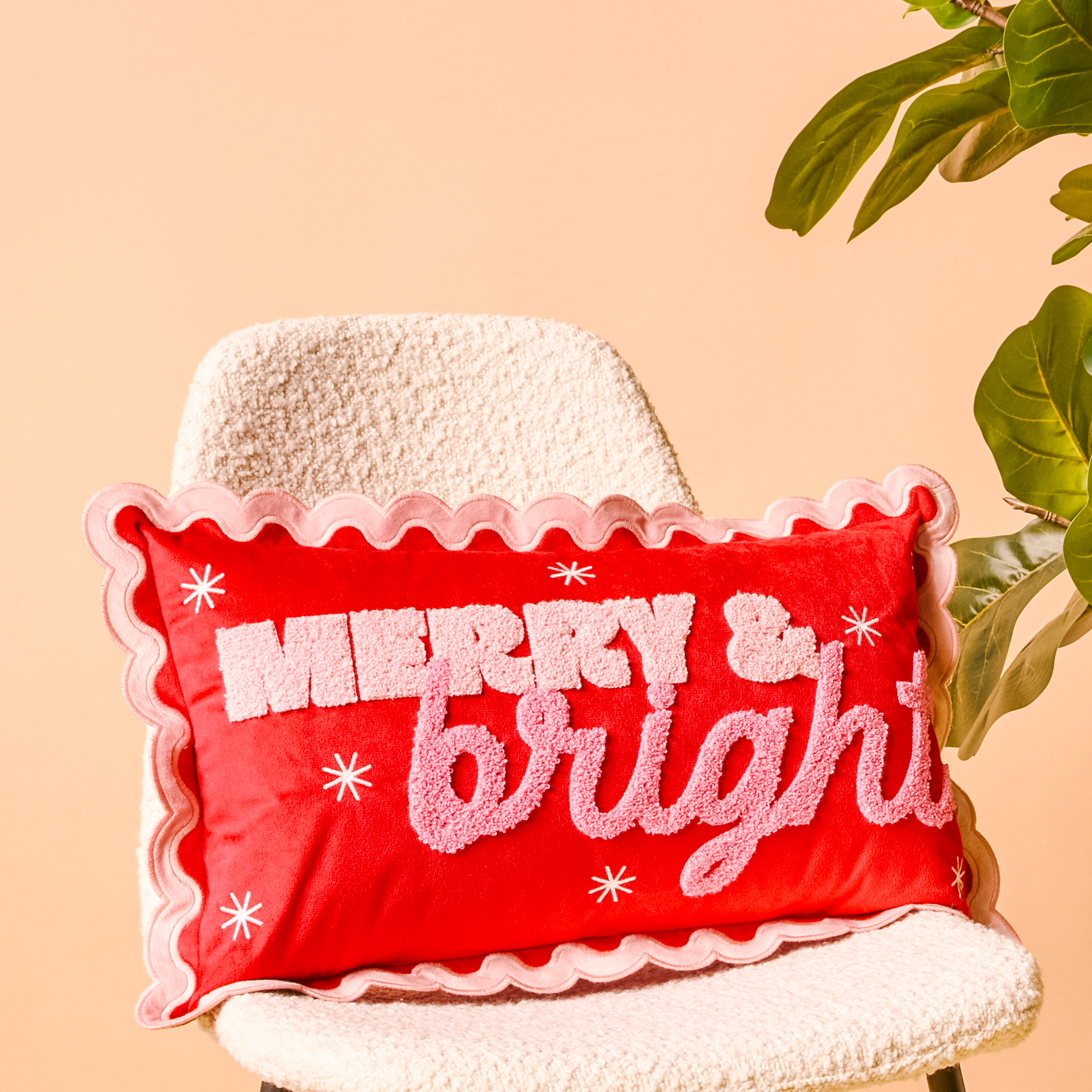 Picture of Scalloped Rectangle Throw Pillow-Merry & Bright