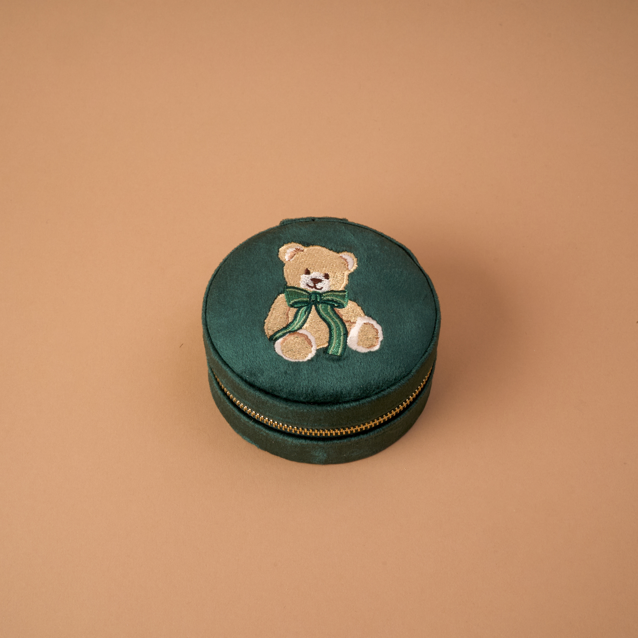 Picture of Round Velvet Jewelry Case-Teddy Bear Theo