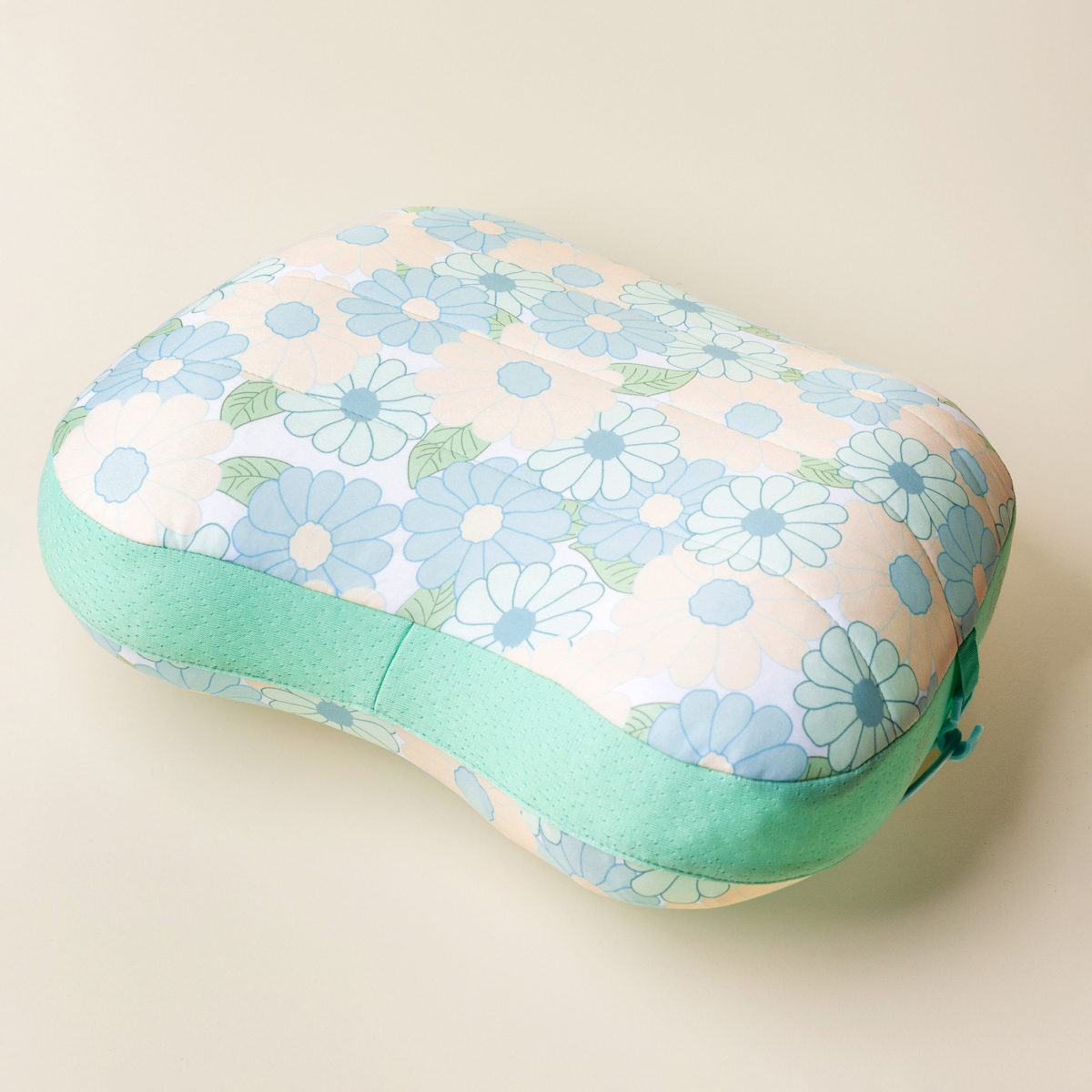 Picture of Ballast Beach Pillow-Daisy Craze Aqua