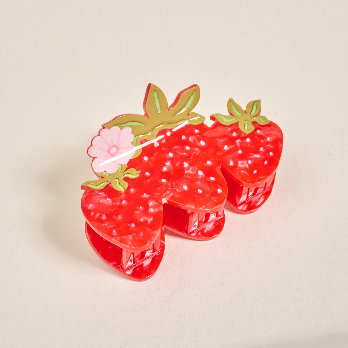 Picture of Shape Up Claw Clip-Strawberry Patch