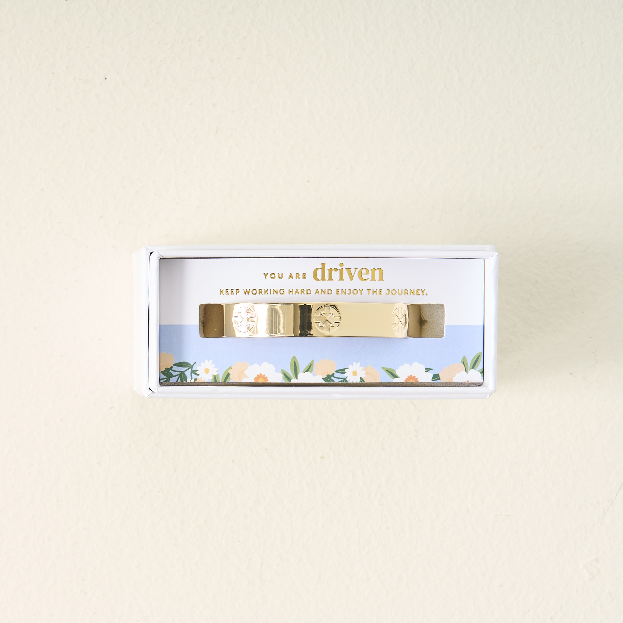 Picture of Driven Cuff- Gold