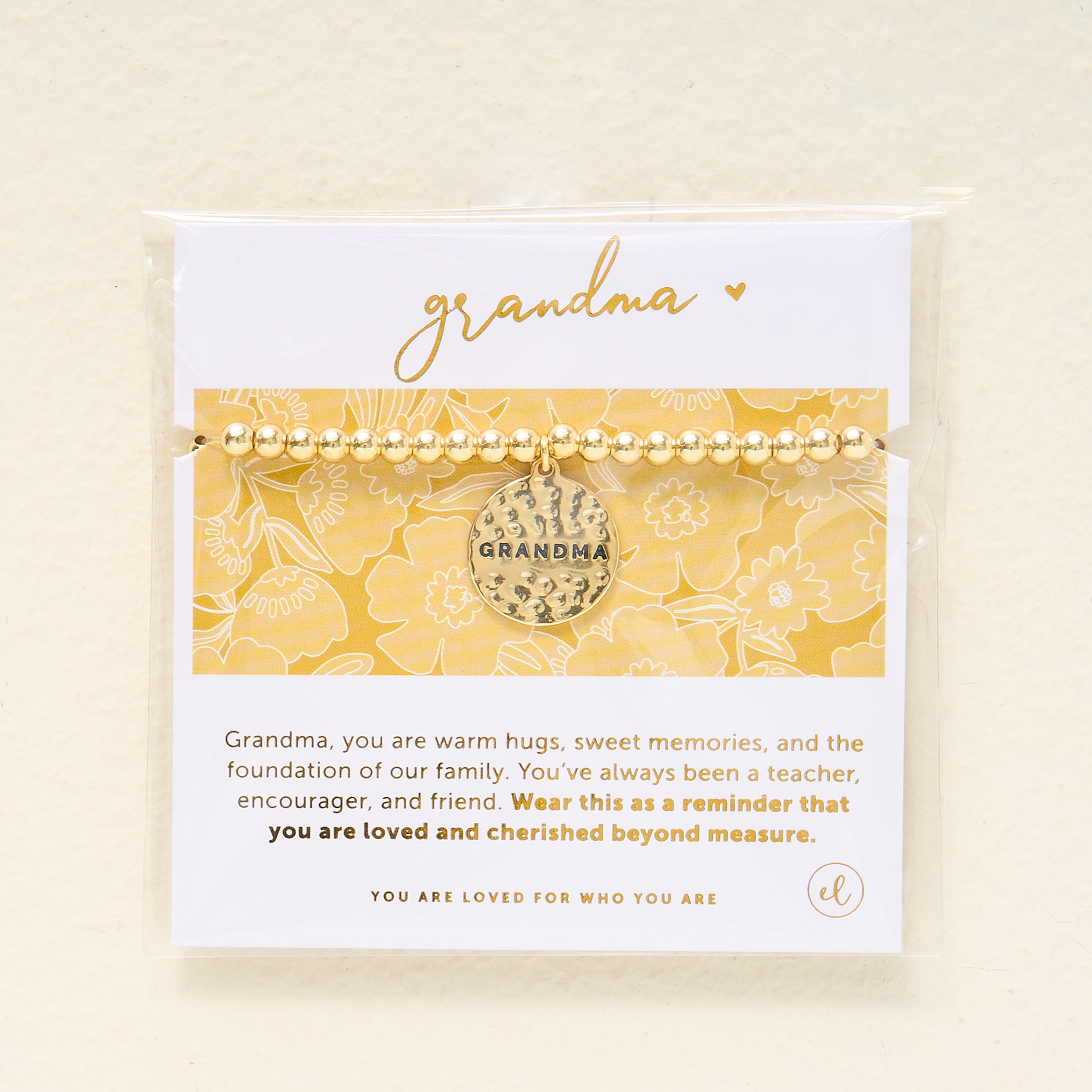 Picture of Sentiment Charm Bracelet Gold - Grandma