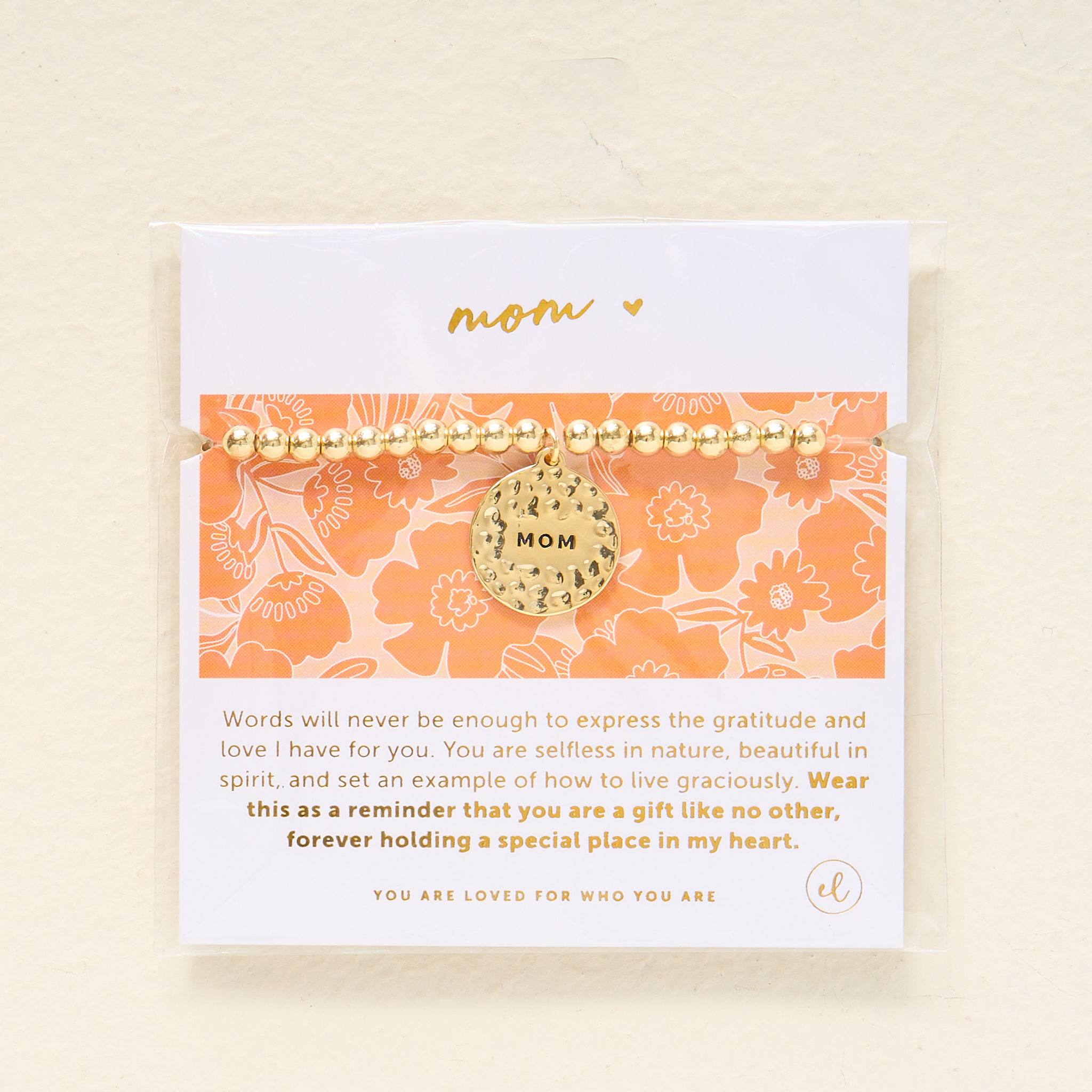 Picture of Sentiment Charm Bracelet Gold - Mom