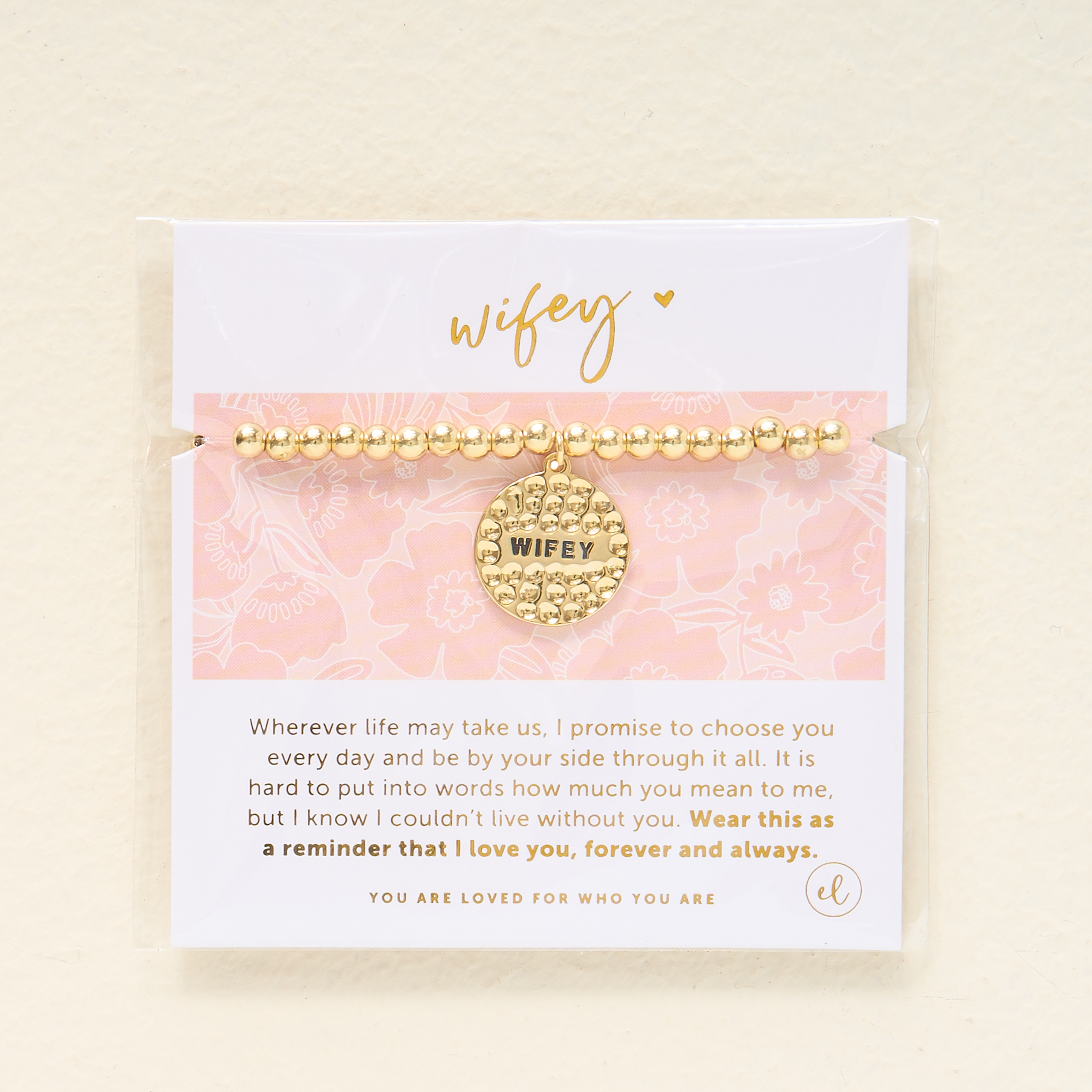 Picture of Sentiment Charm Bracelet Gold - Wifey