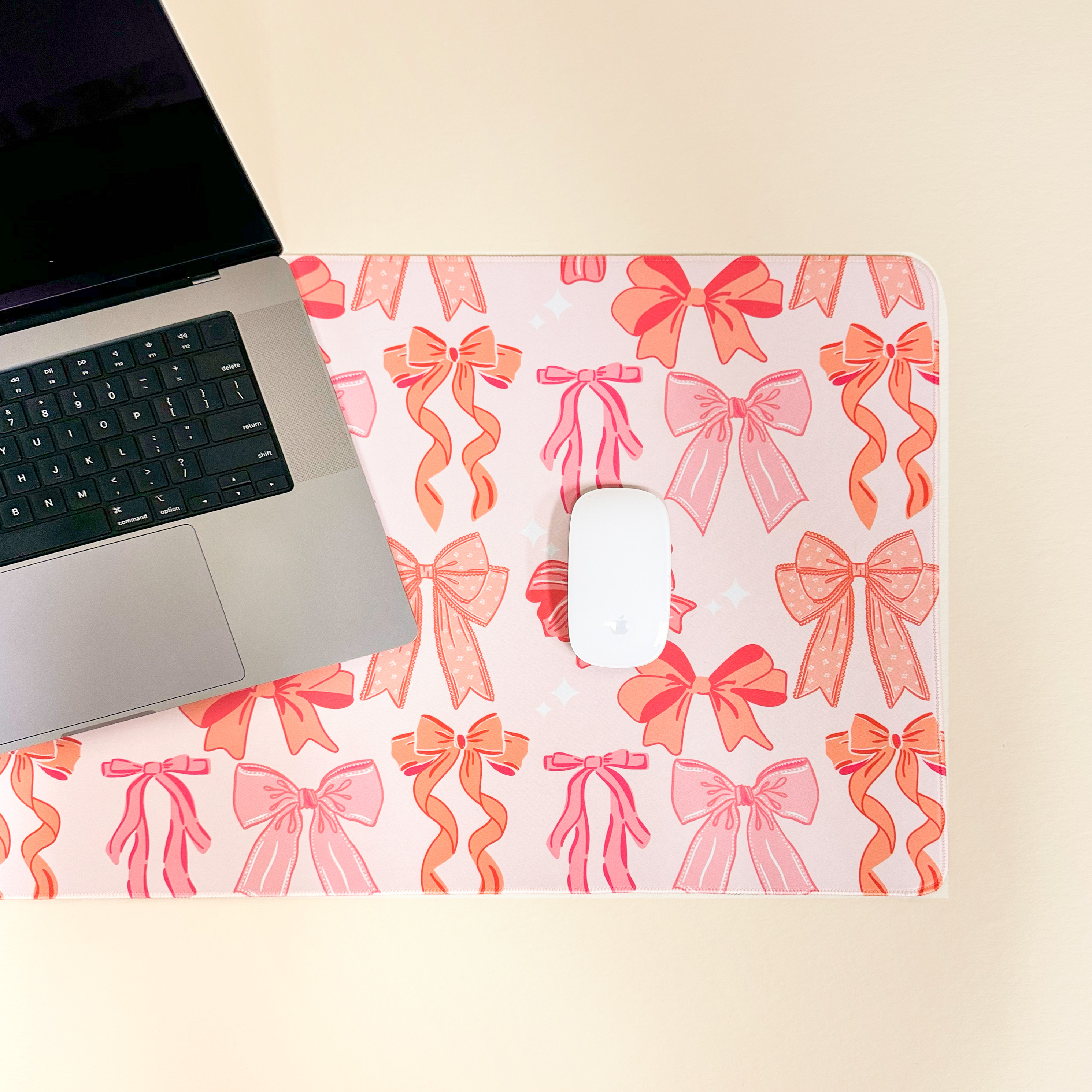 Picture of Style Station Desk Mat-Blushing Bows
