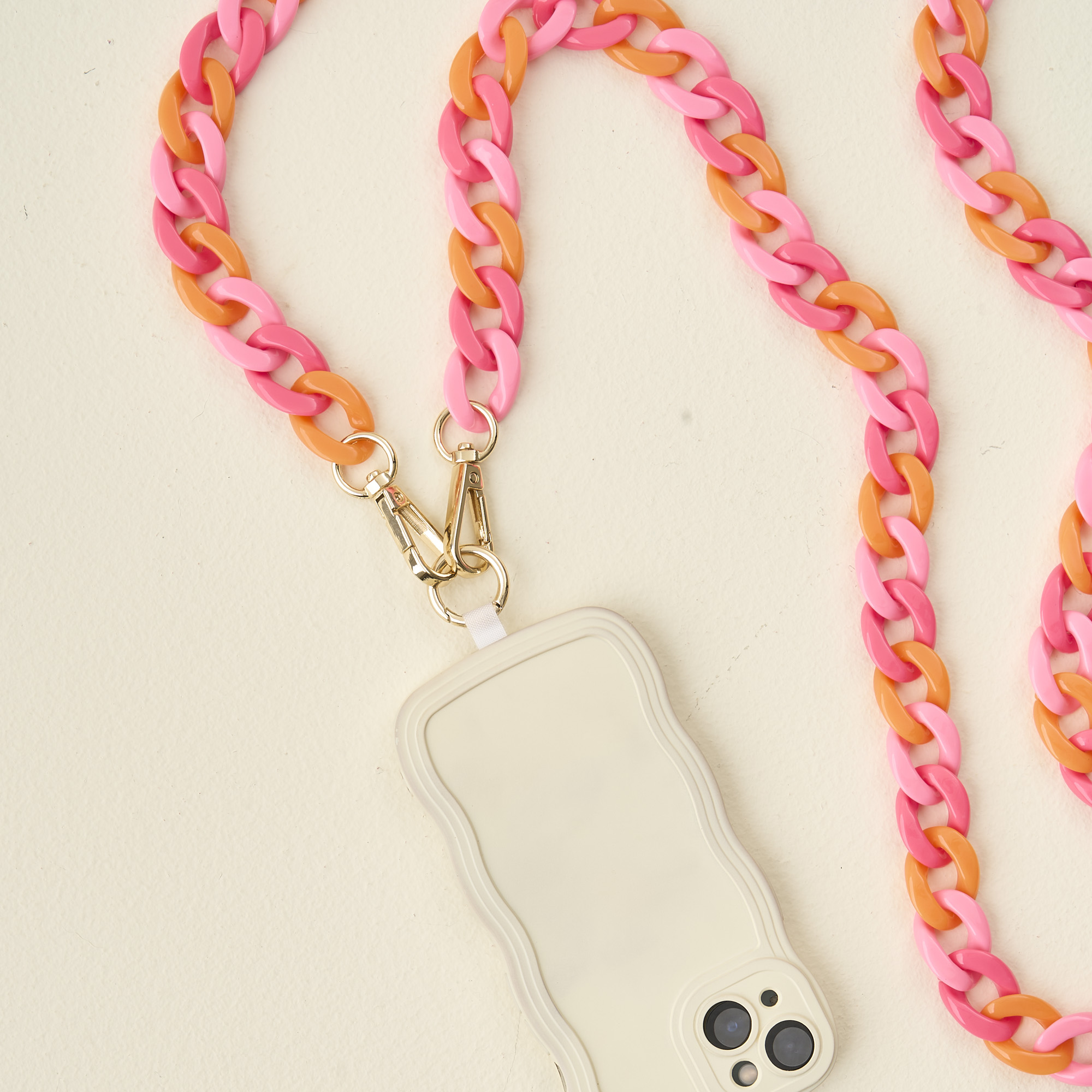 Picture of Hold the Phone Crossbody Chain-Tri Sassy