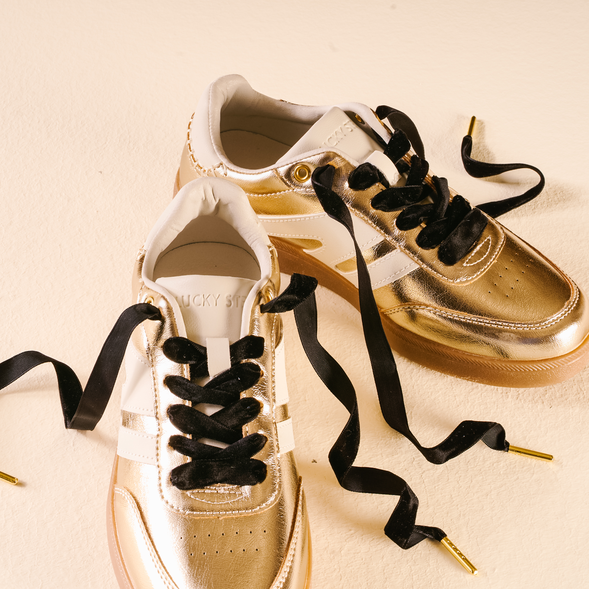 Picture of Step It Up Shoelaces-Velvet Black