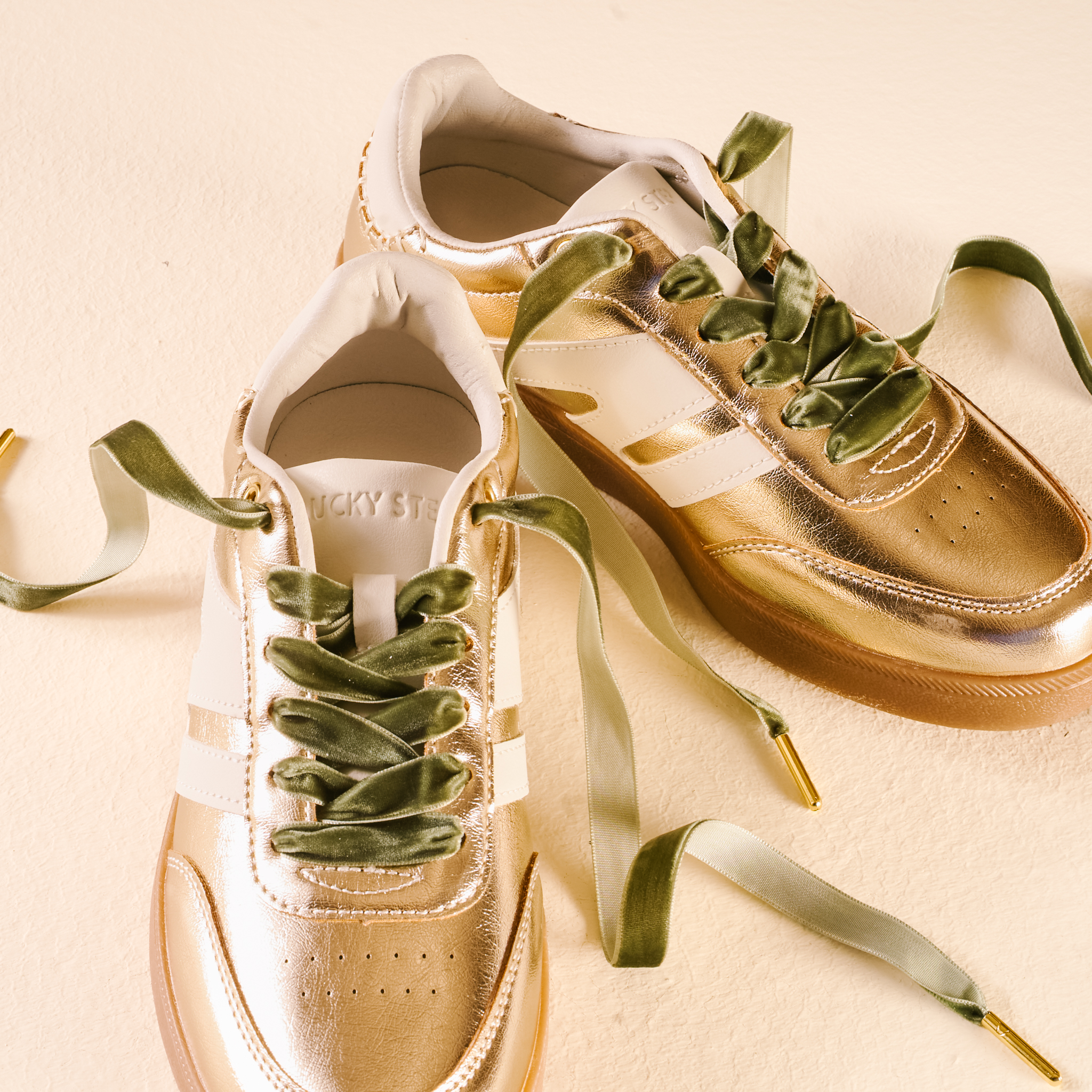 Picture of Step It Up Shoelaces-Velvet Green