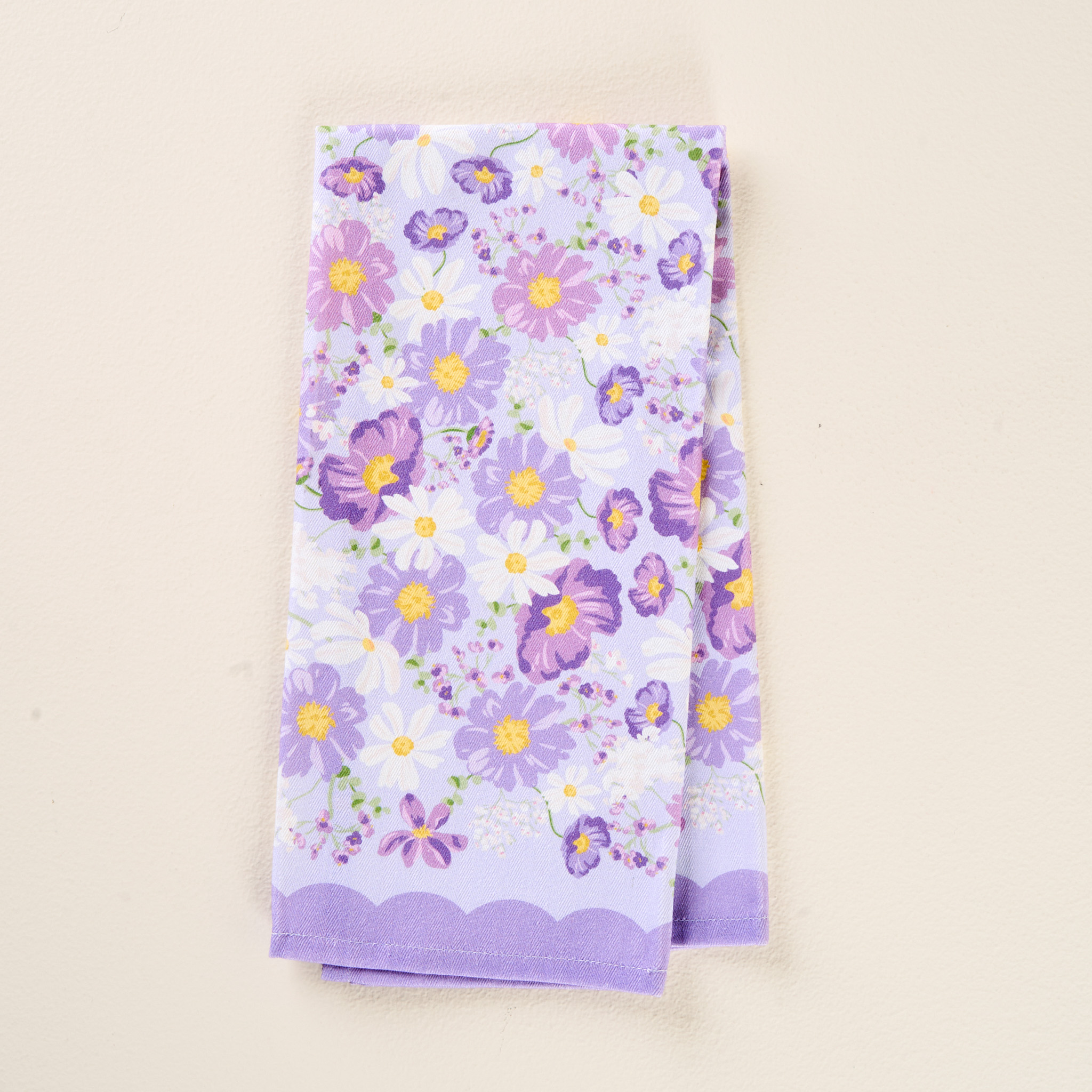 Picture of Tea Towel-Bouquet Beauty Purple