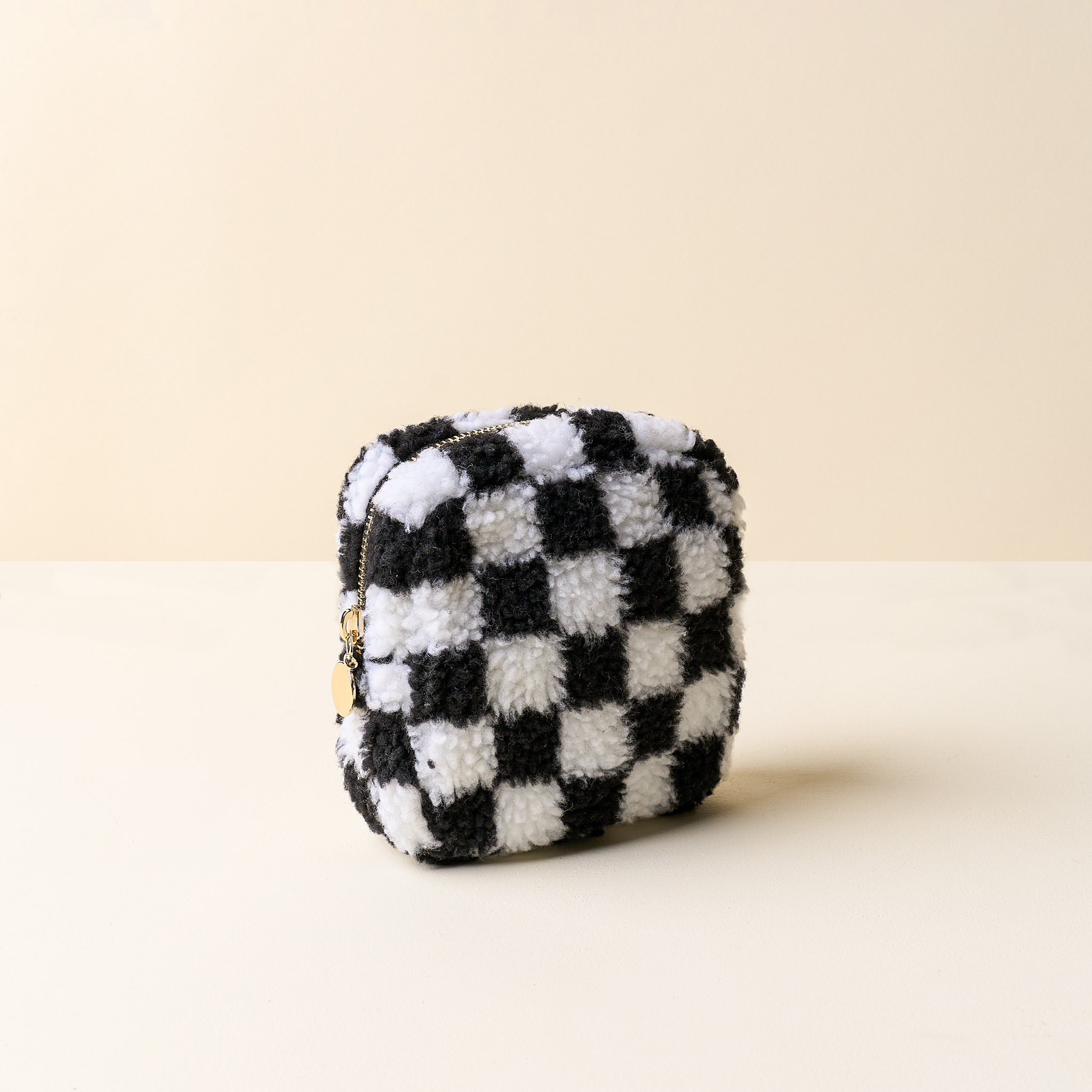 Picture of Teddy Pouch-Square Check Black