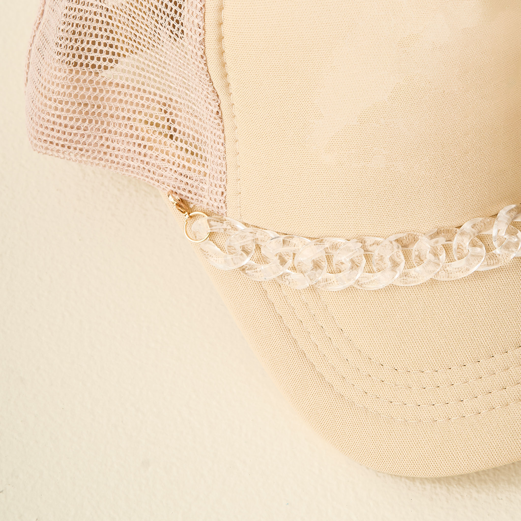 Picture of Trucker Hat Chain-Acrylic Clear