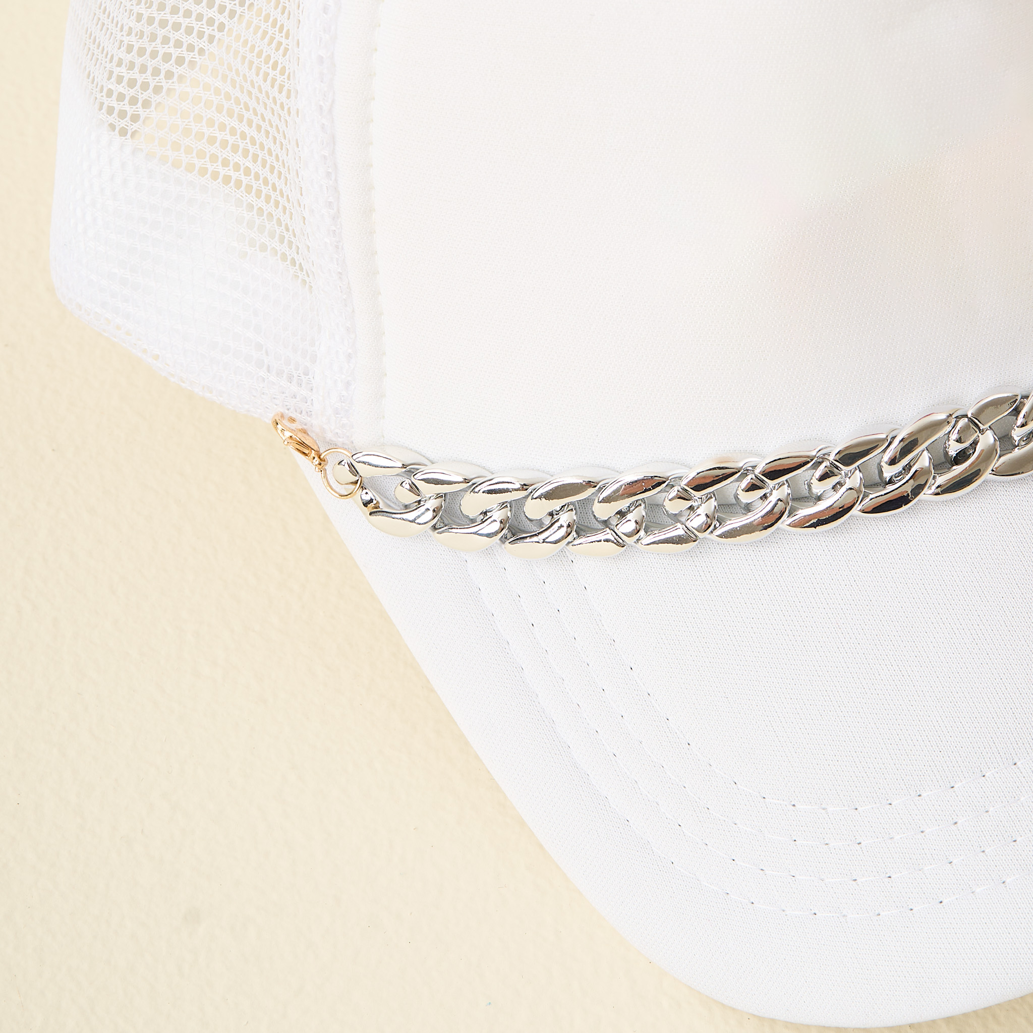 Picture of Trucker Hat Chain-Acrylic-Silver