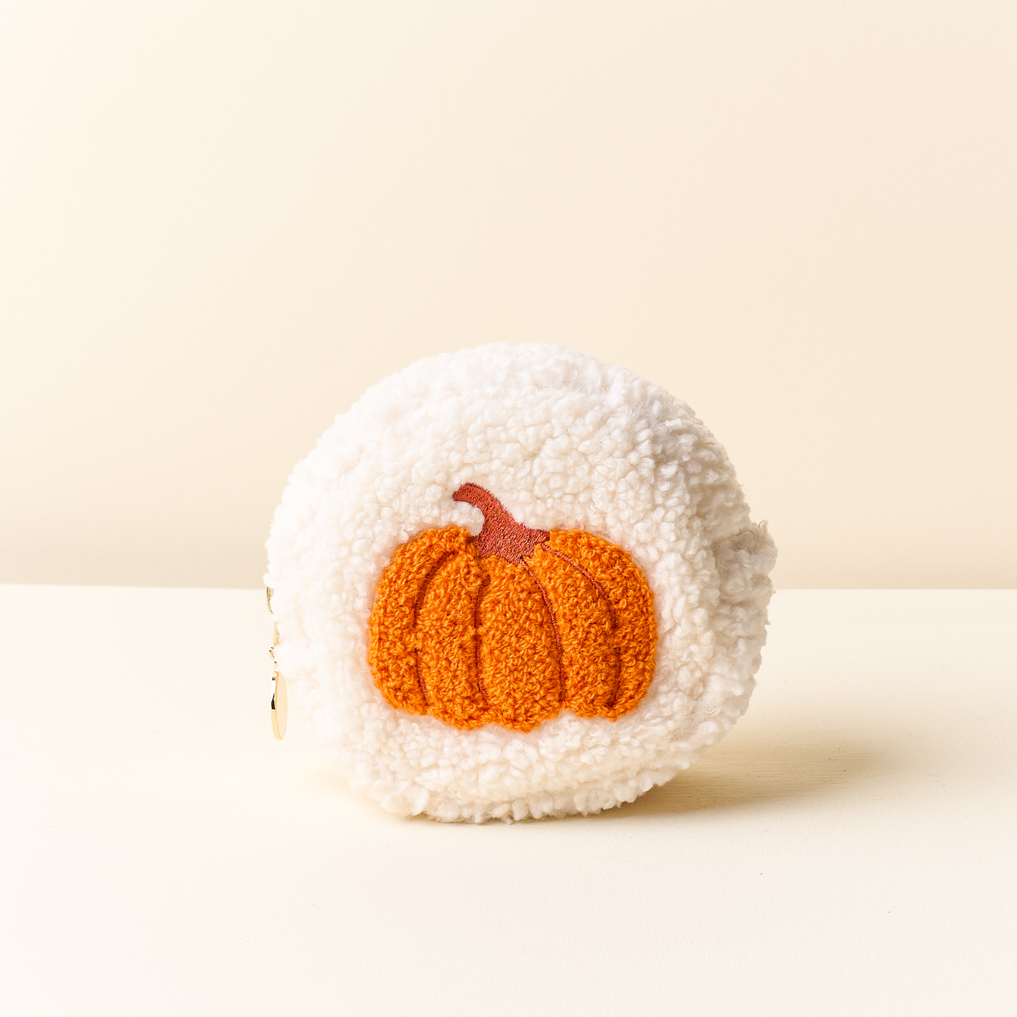 Picture of Teddy Pouch-Circle-Pumpkin