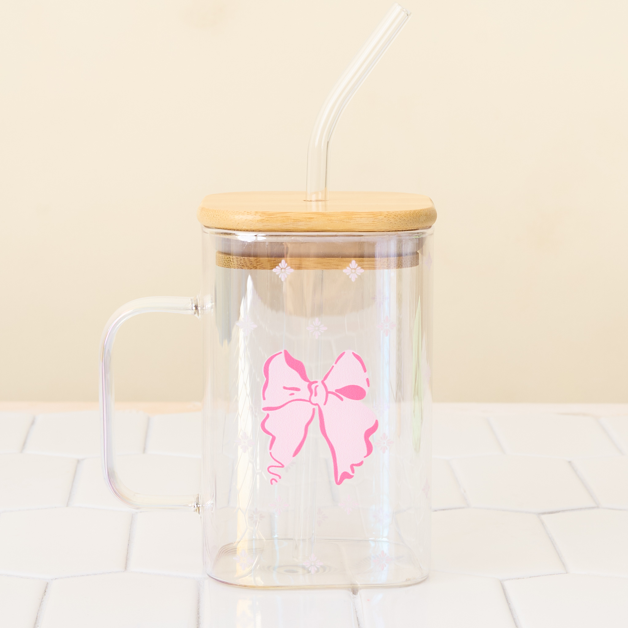 Picture of Square Glass Cup-Bow