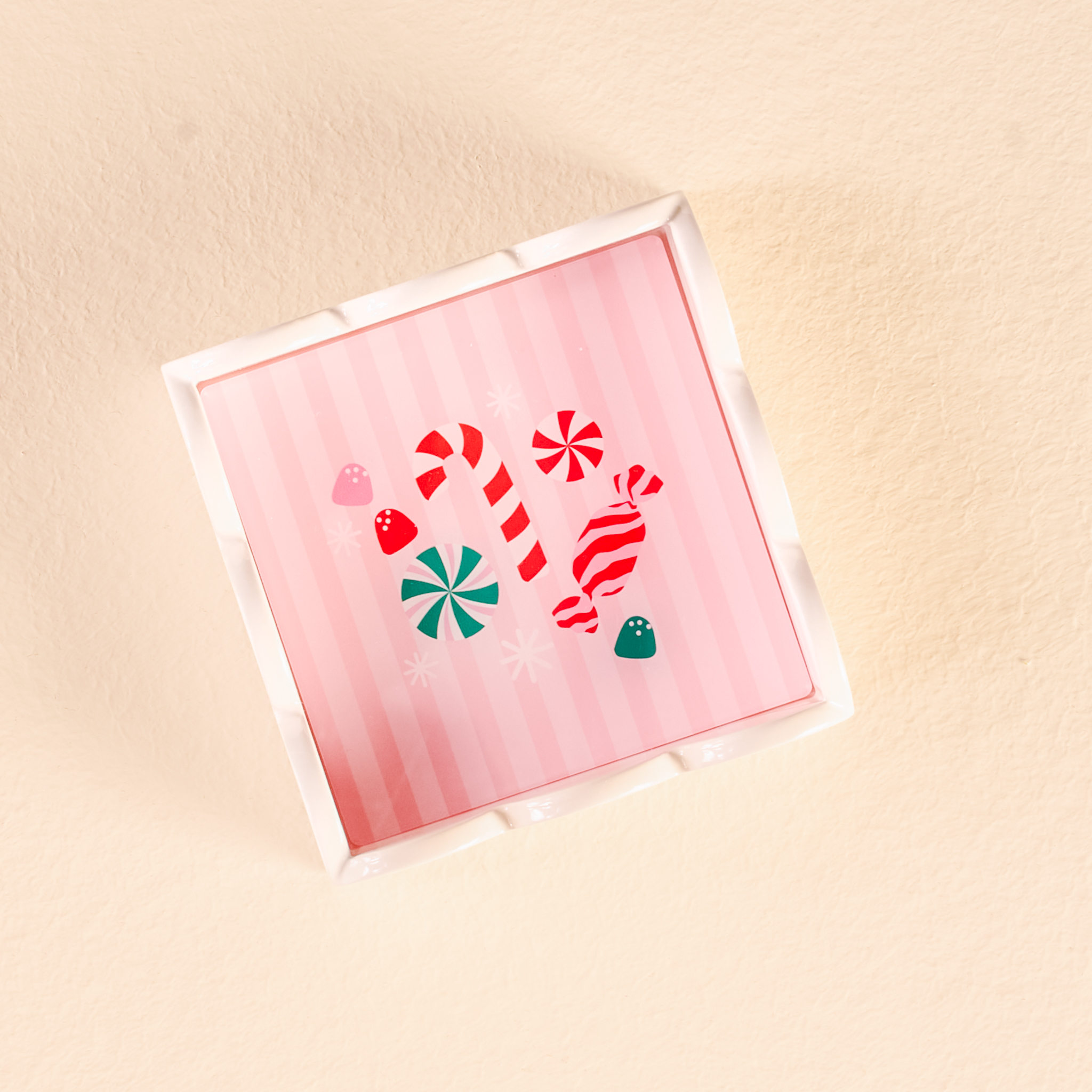 Picture of Scallop Trinket Tray-Sugar Rush